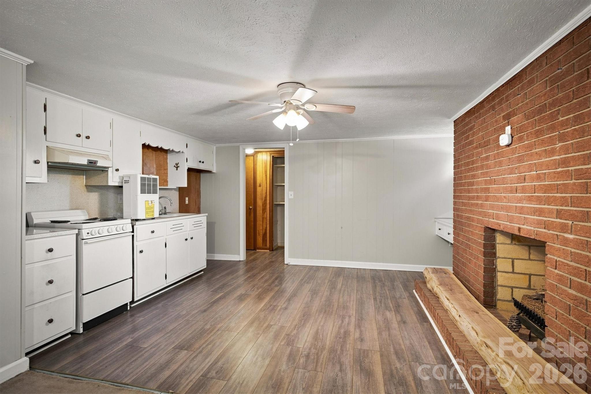 103 Park Street — Morganton