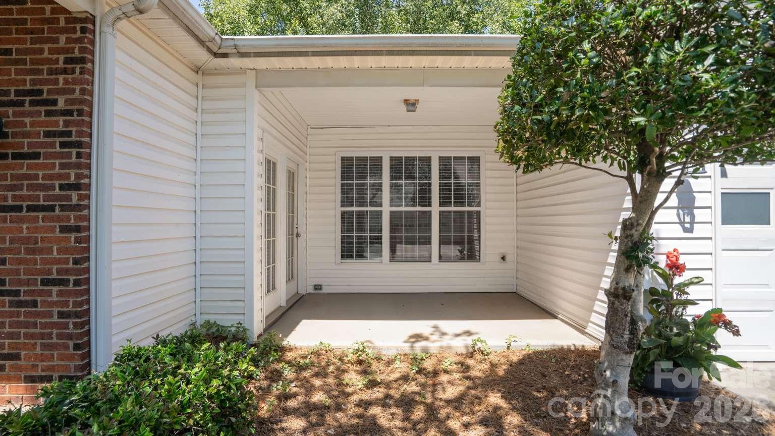 10305 Flat Stone Road — Charlotte