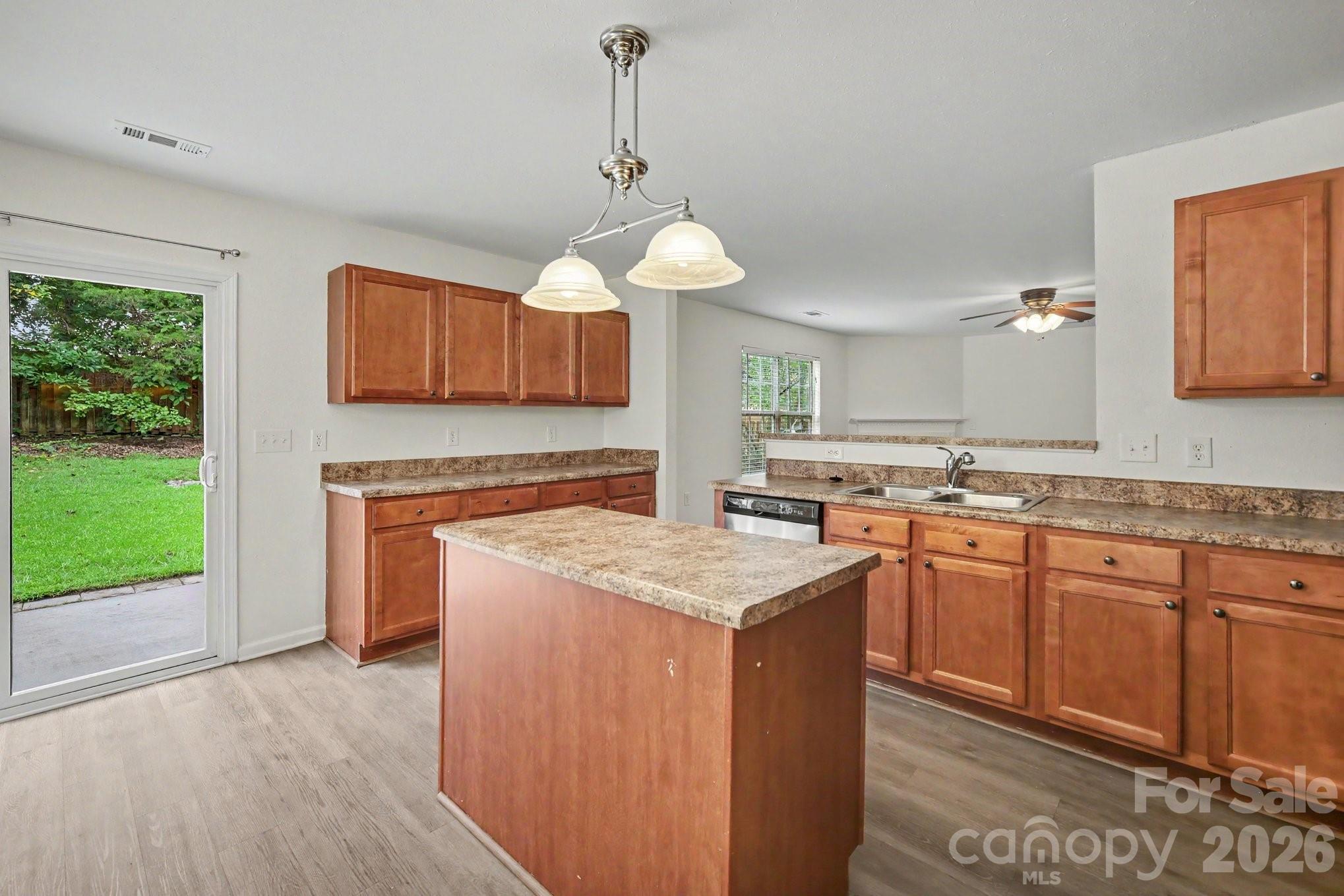 13827 Allison Forest Trail — Charlotte