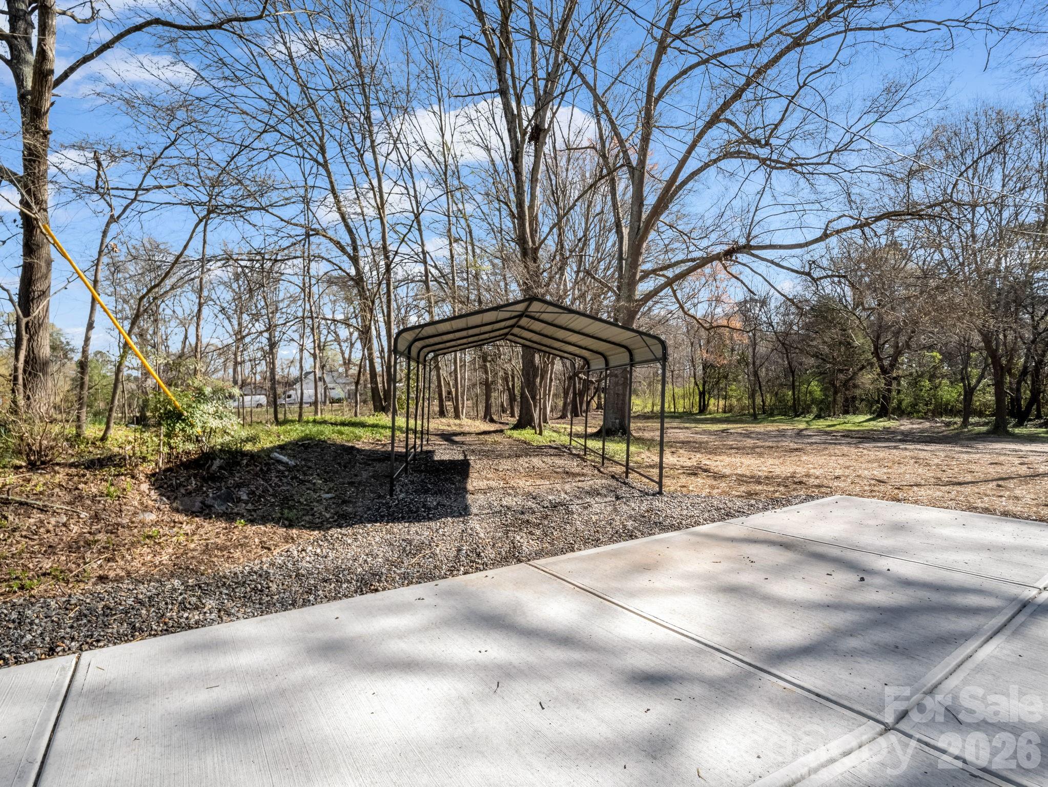 1325 W NC Hwy 150 Highway — Lincolnton