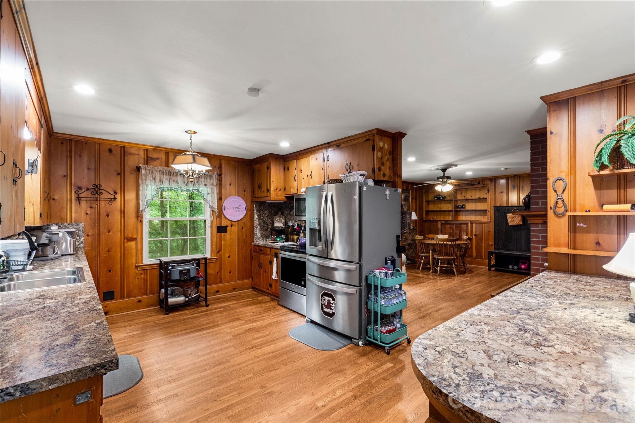 938 Forest Drive — Lancaster