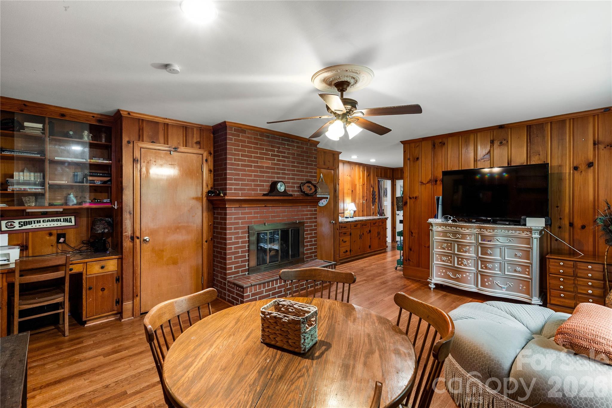 938 Forest Drive — Lancaster