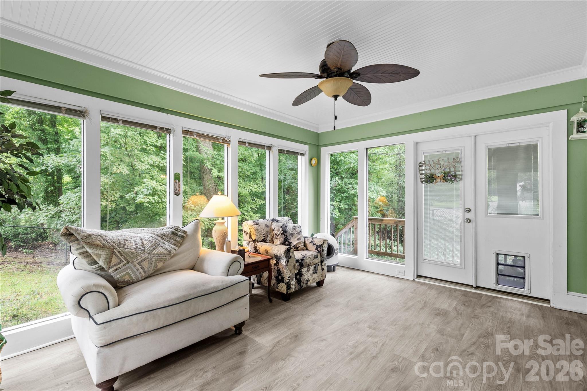 938 Forest Drive — Lancaster