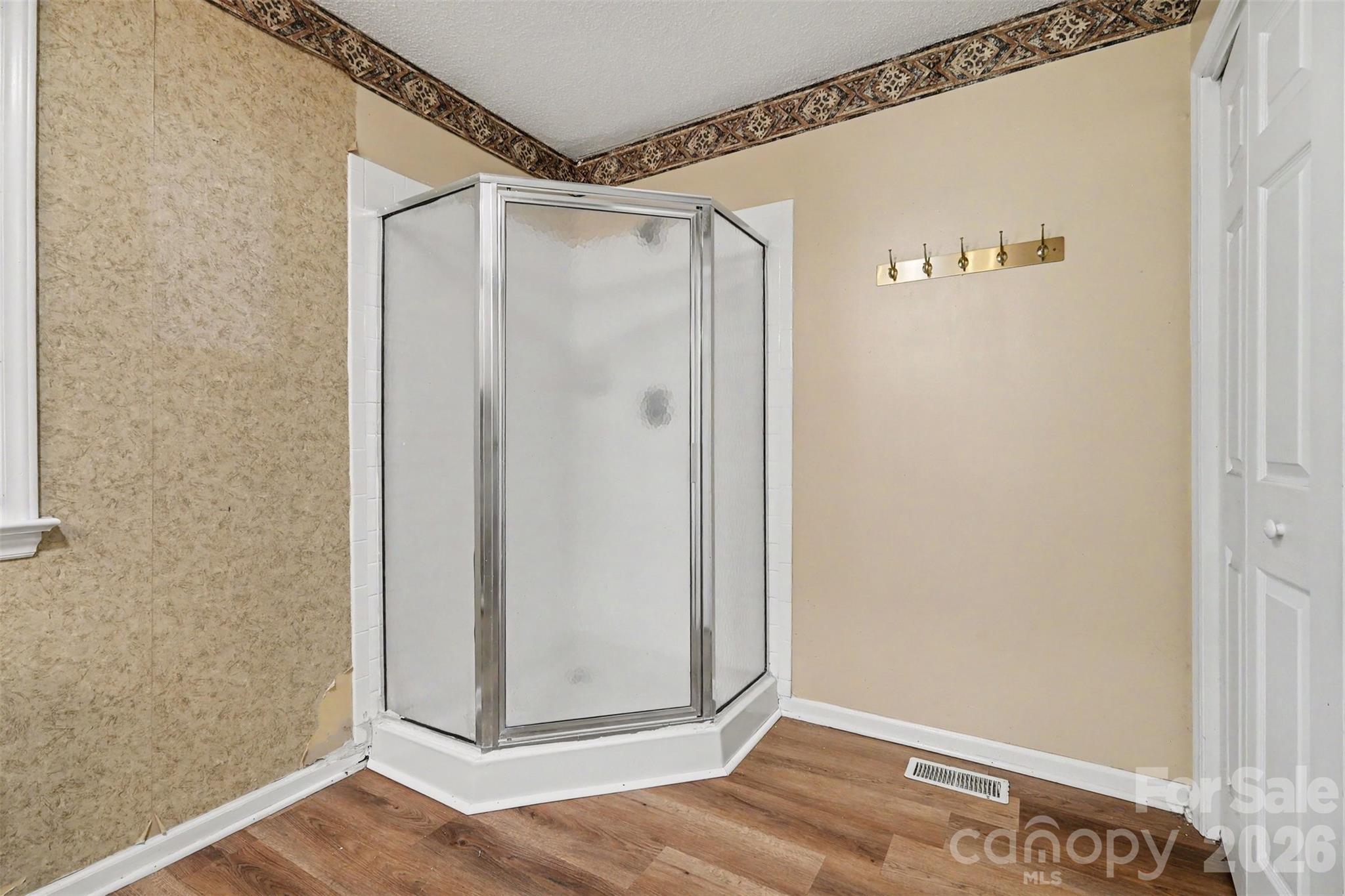 104 Beaver Dam Drive — Shelby