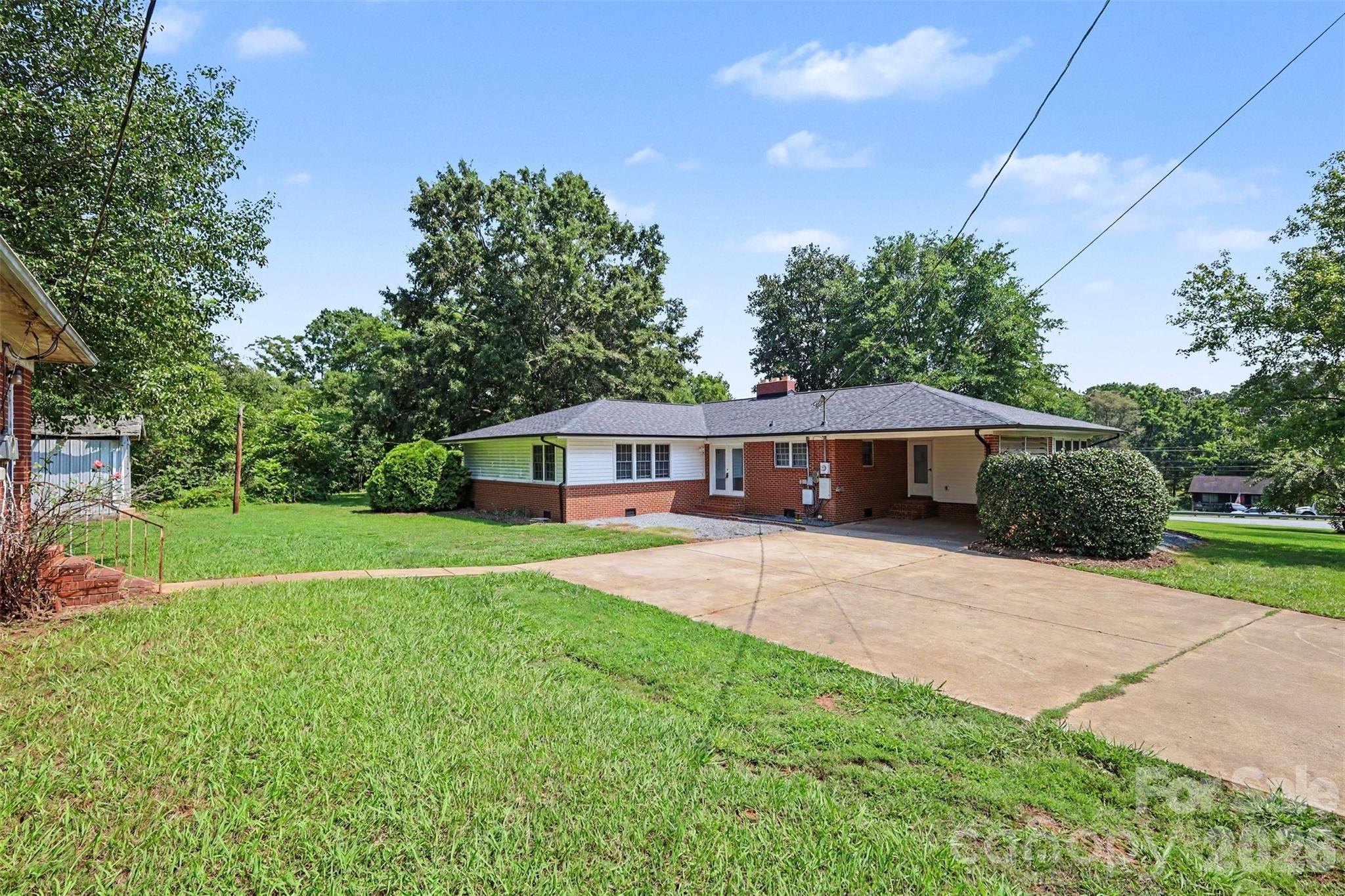 104 Beaver Dam Drive — Shelby