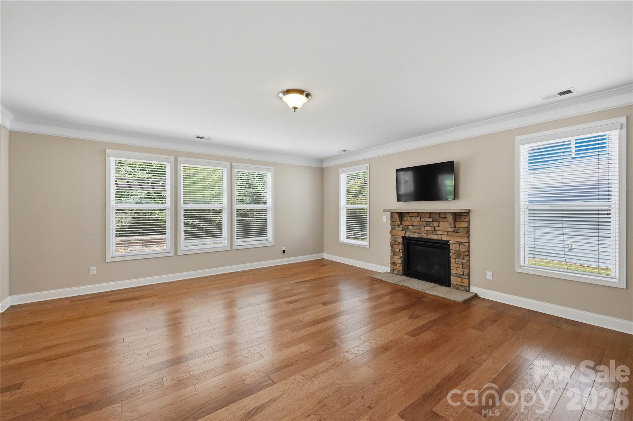 10817 Bere Island Drive — Charlotte