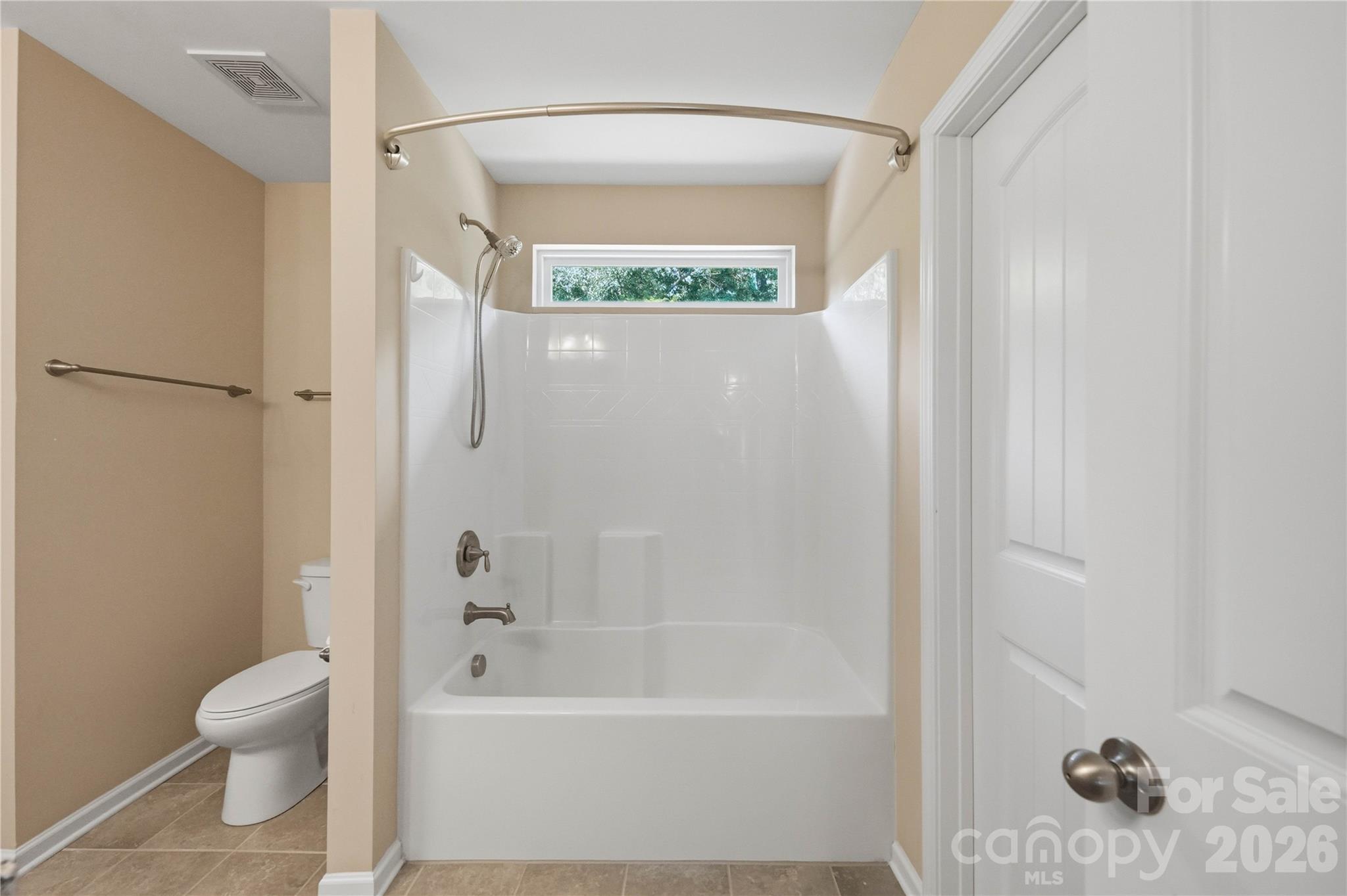 10817 Bere Island Drive — Charlotte
