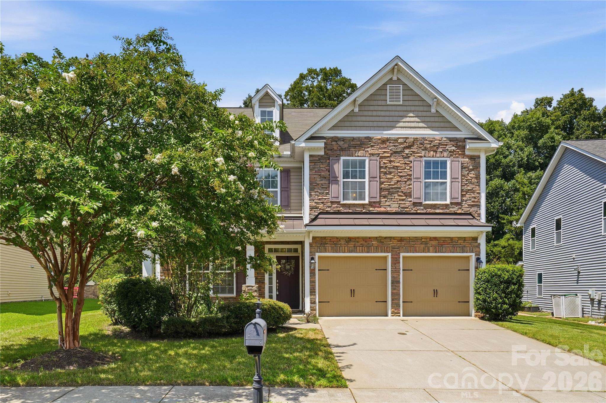 10817 Bere Island Drive — Charlotte