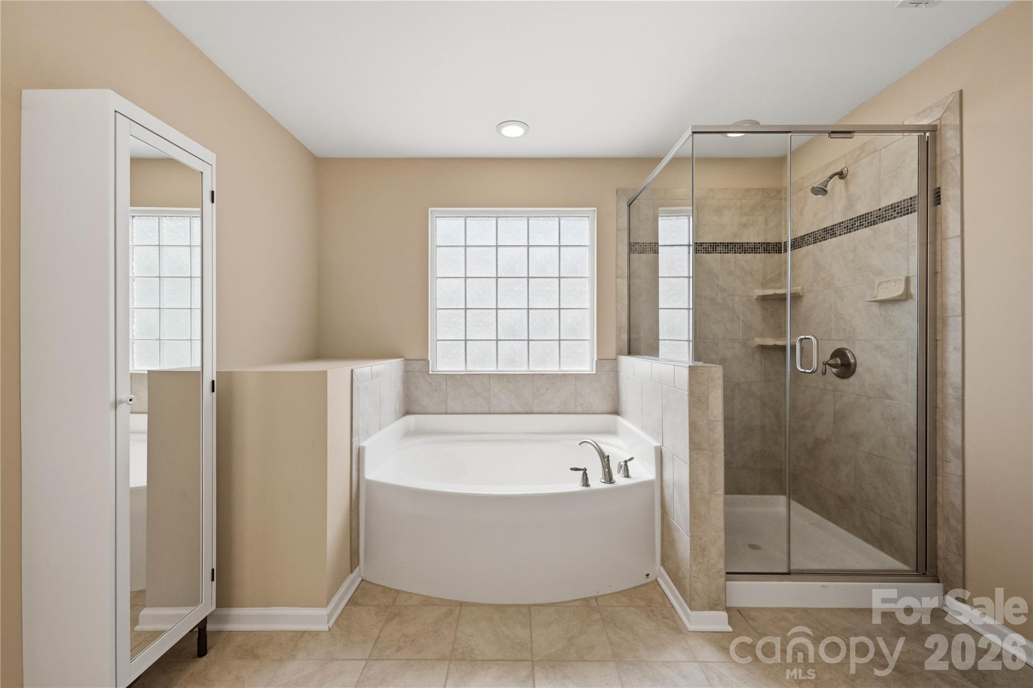 10817 Bere Island Drive — Charlotte