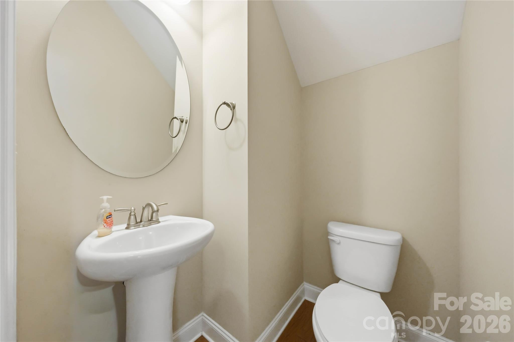 10817 Bere Island Drive — Charlotte