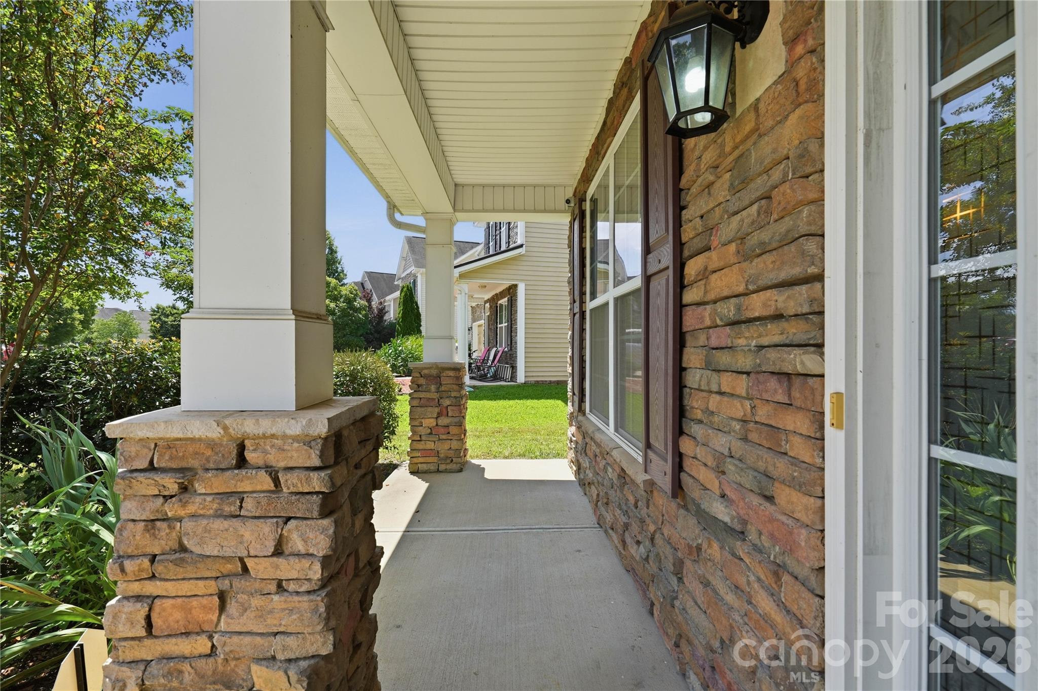 10817 Bere Island Drive — Charlotte
