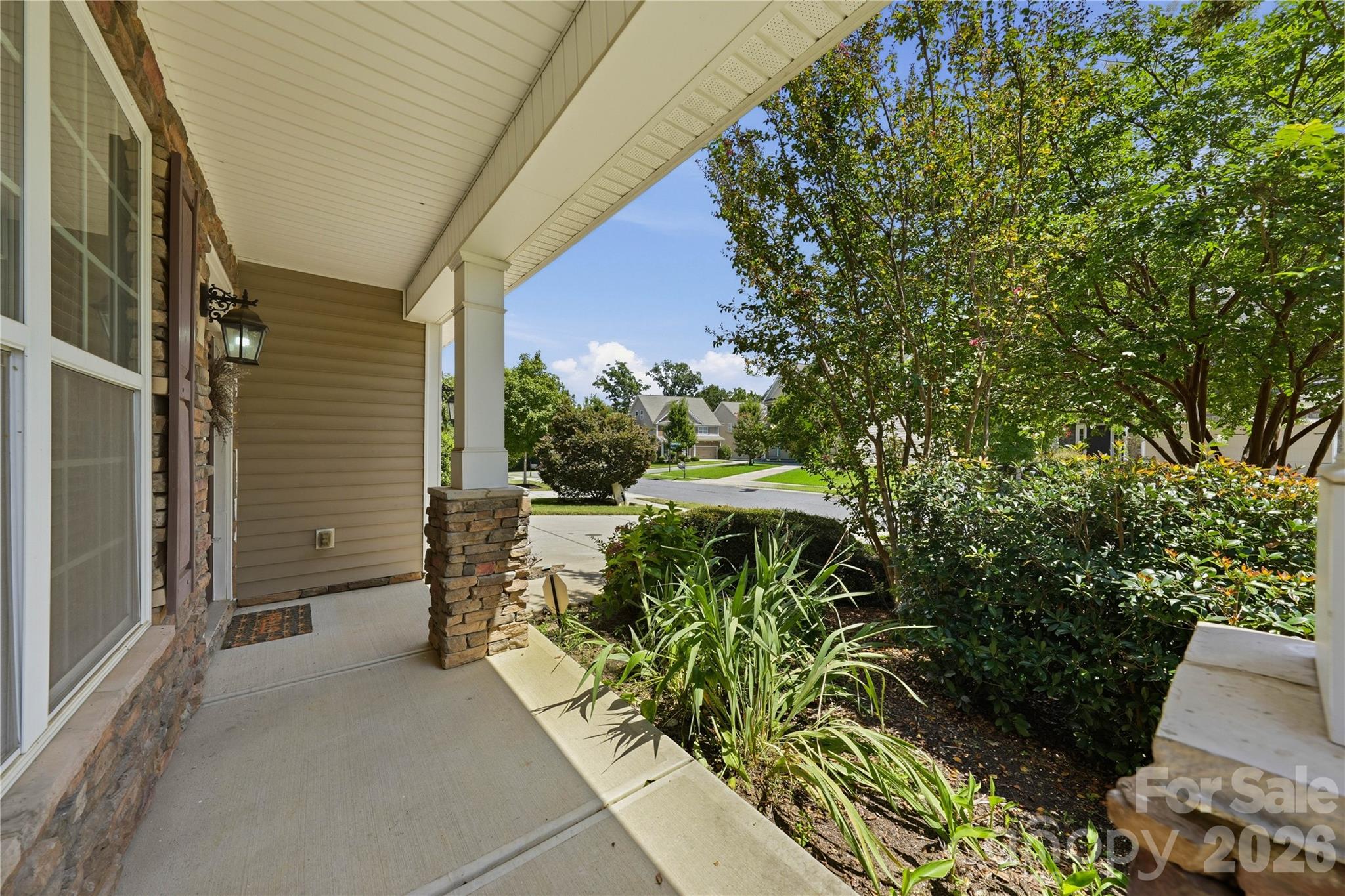 10817 Bere Island Drive — Charlotte
