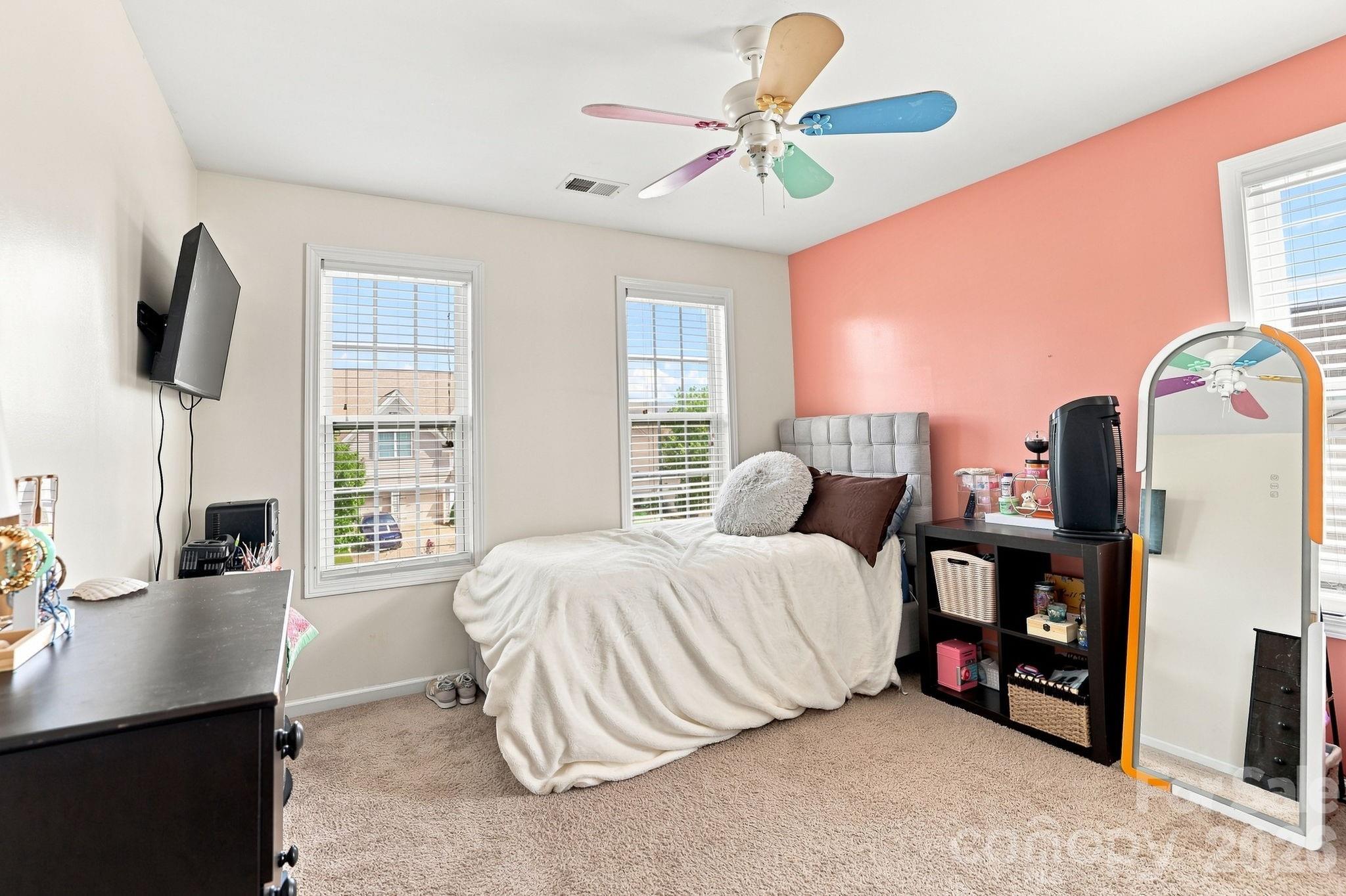 1235 Horsesugar Road — Clover
