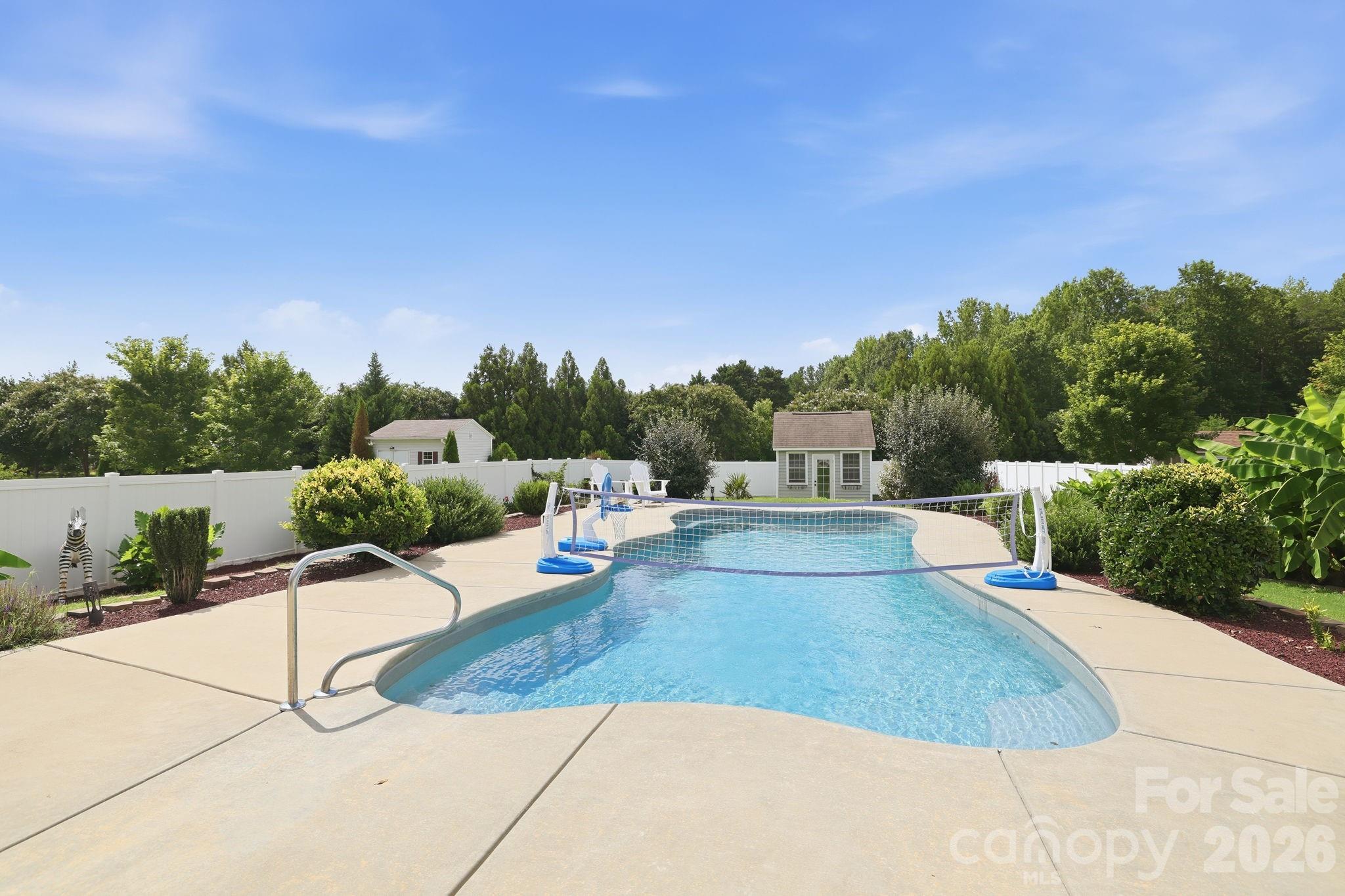 1235 Horsesugar Road — Clover