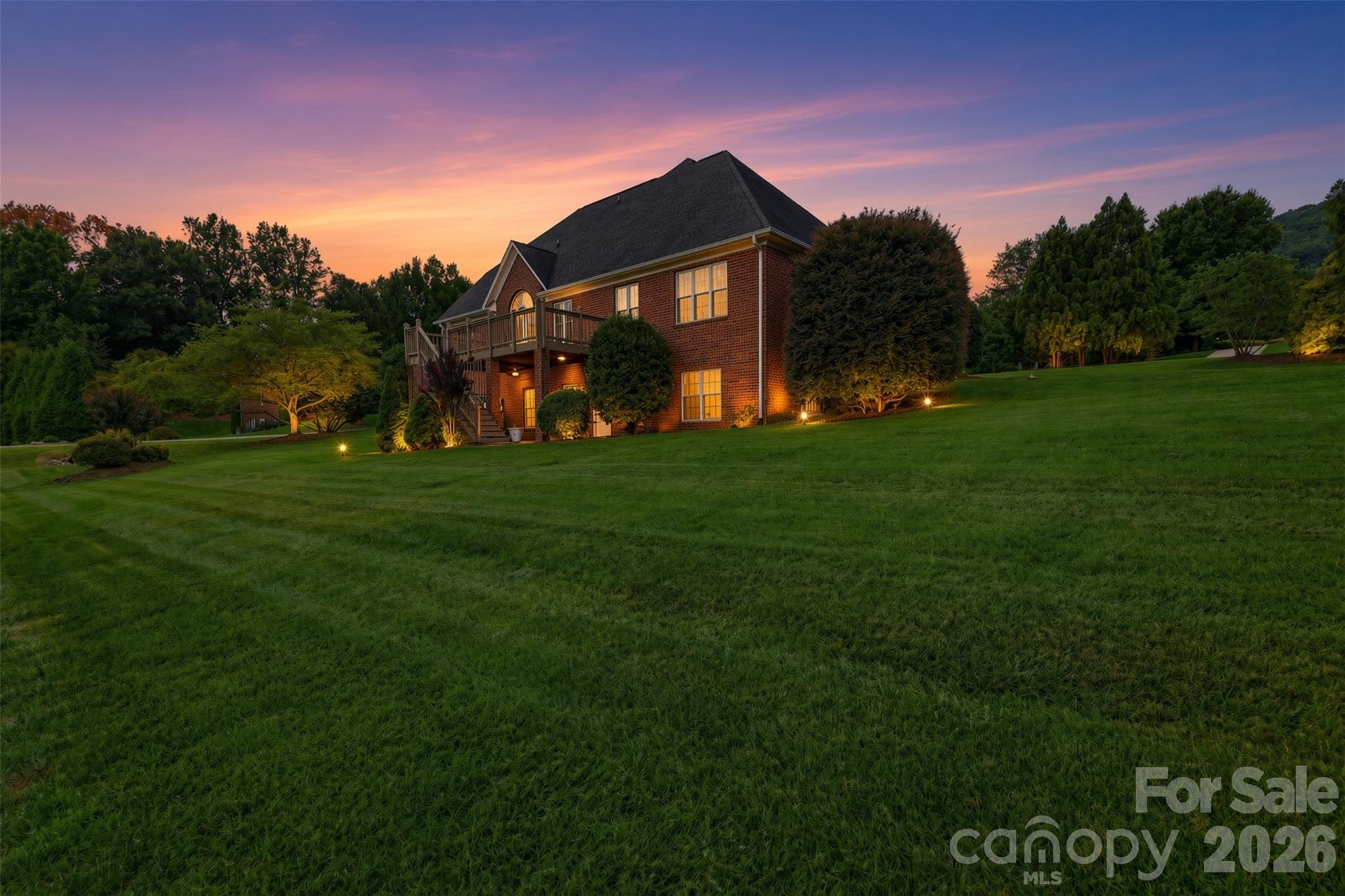 1064 Baker Barn Road — Hickory