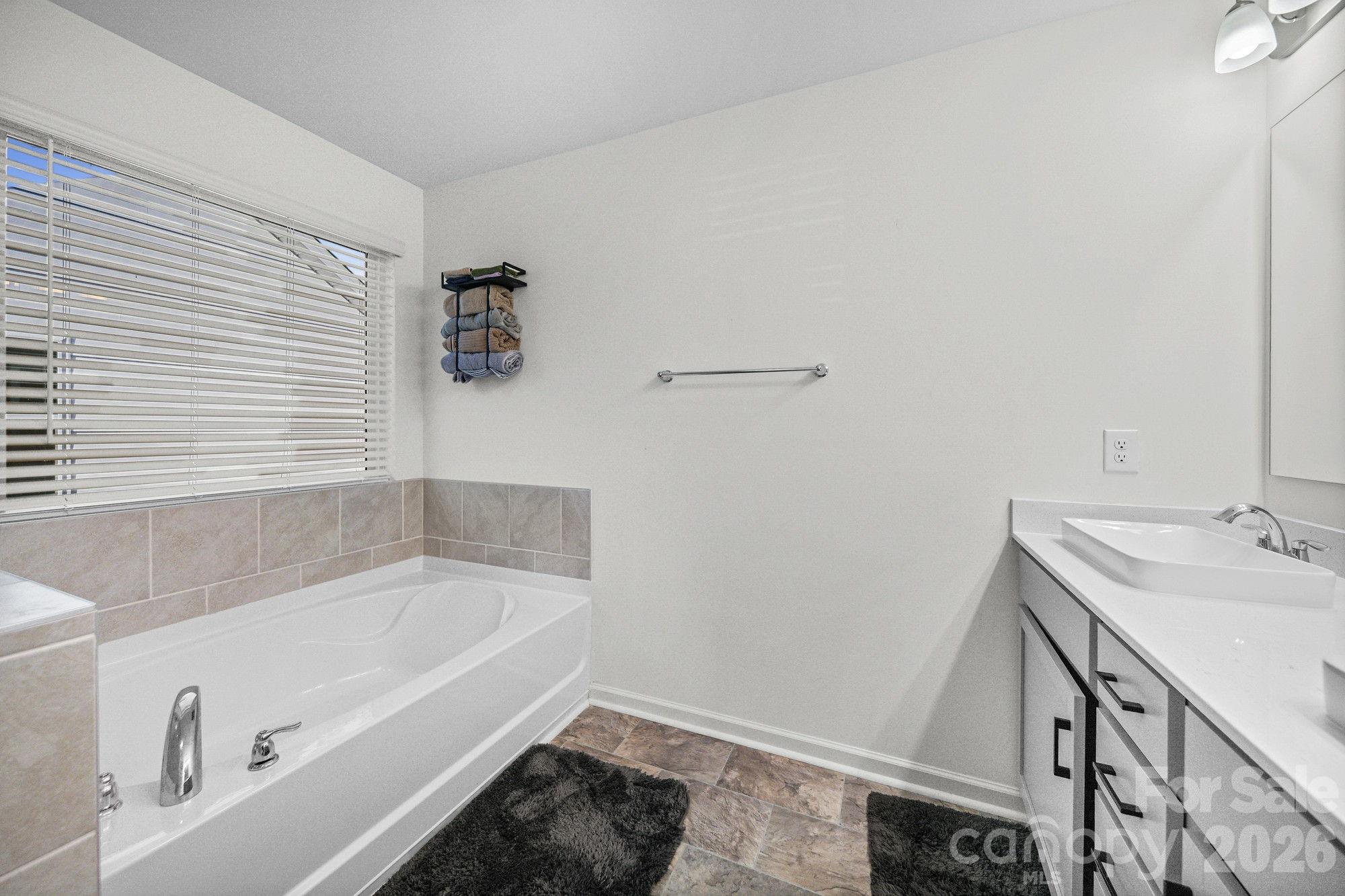 11157 Argosy Drive — Lancaster