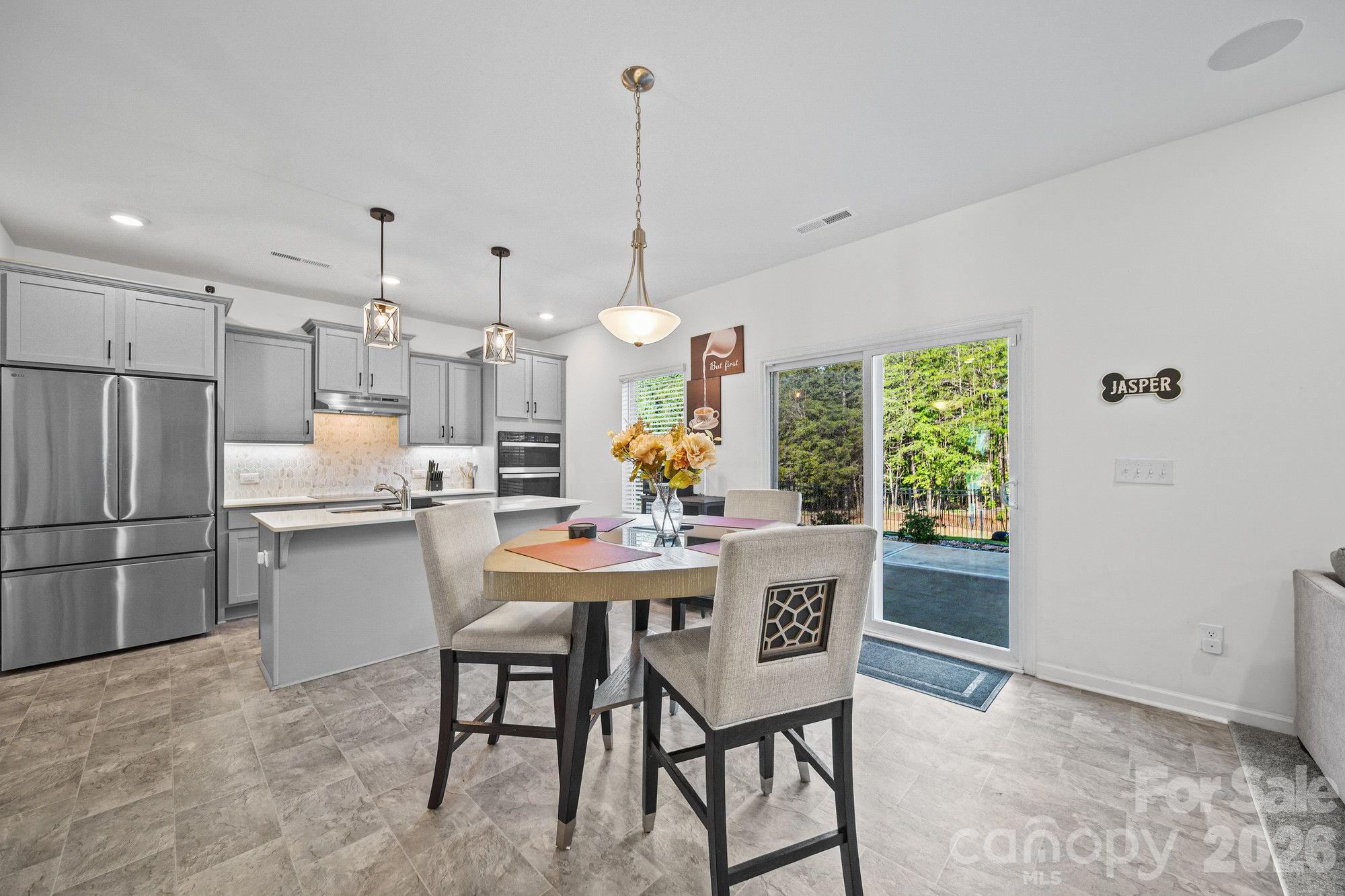 11157 Argosy Drive — Lancaster