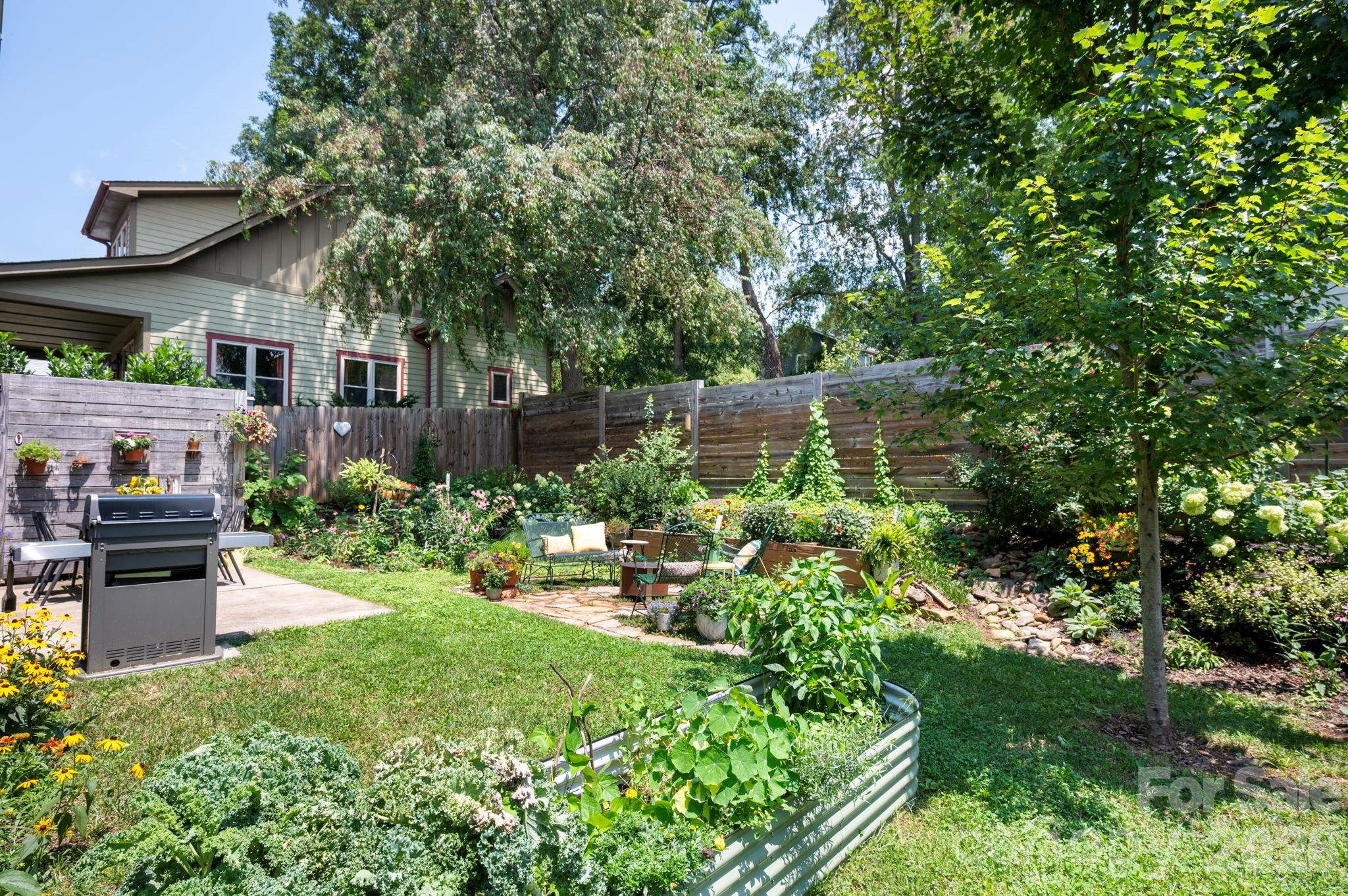 82 Frances Street — Asheville