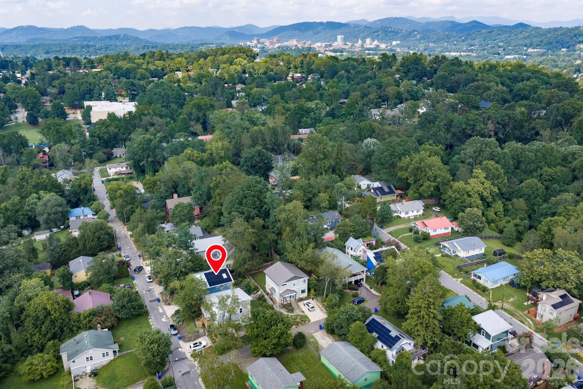 82 Frances Street — Asheville