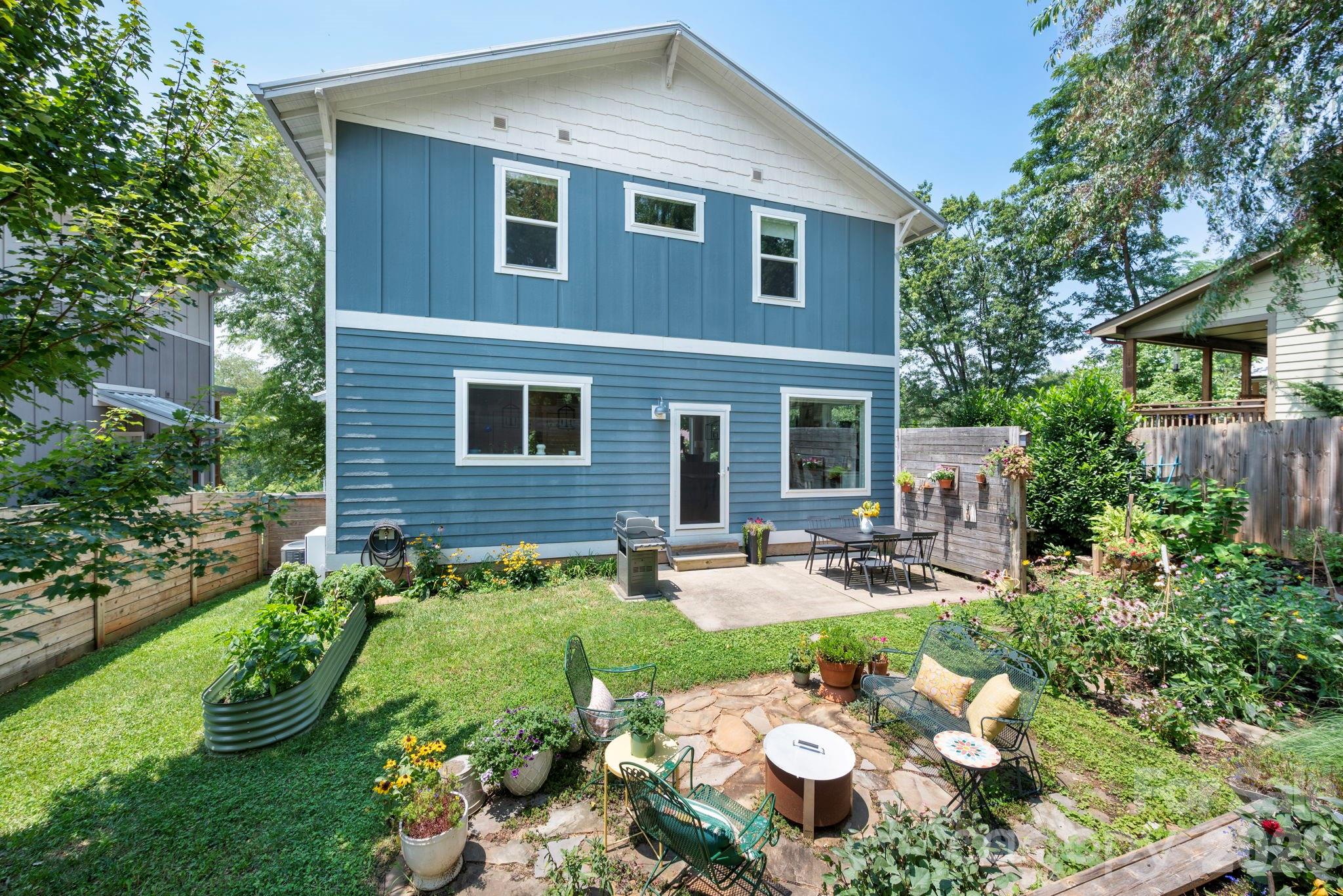 82 Frances Street — Asheville