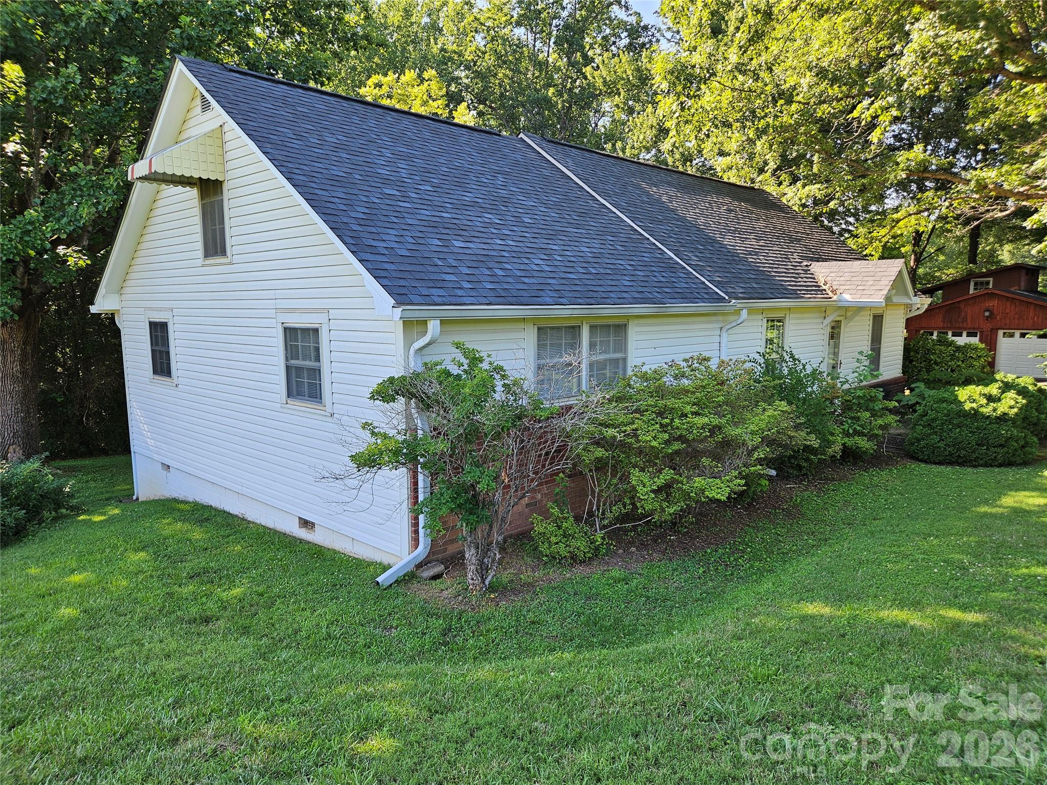 5086 Burkemont Road — Morganton