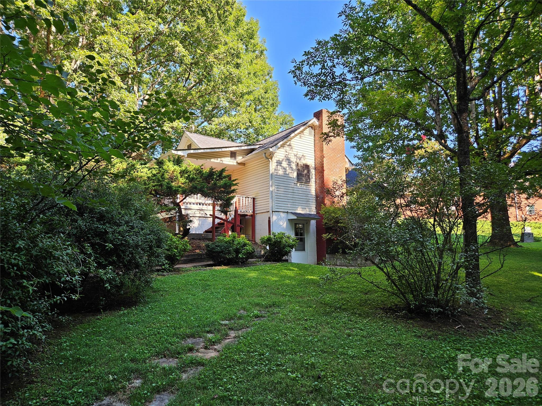 5086 Burkemont Road — Morganton
