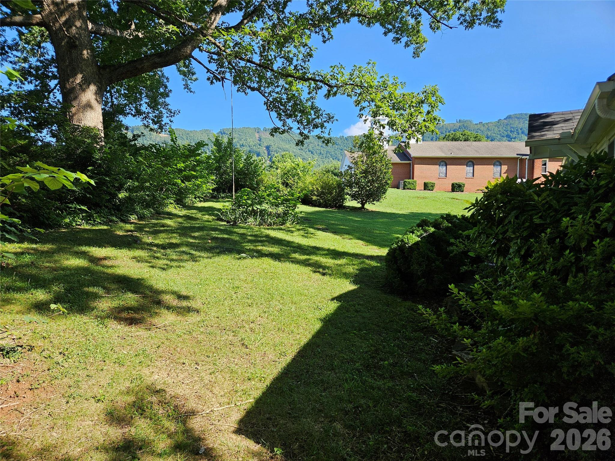 5086 Burkemont Road — Morganton