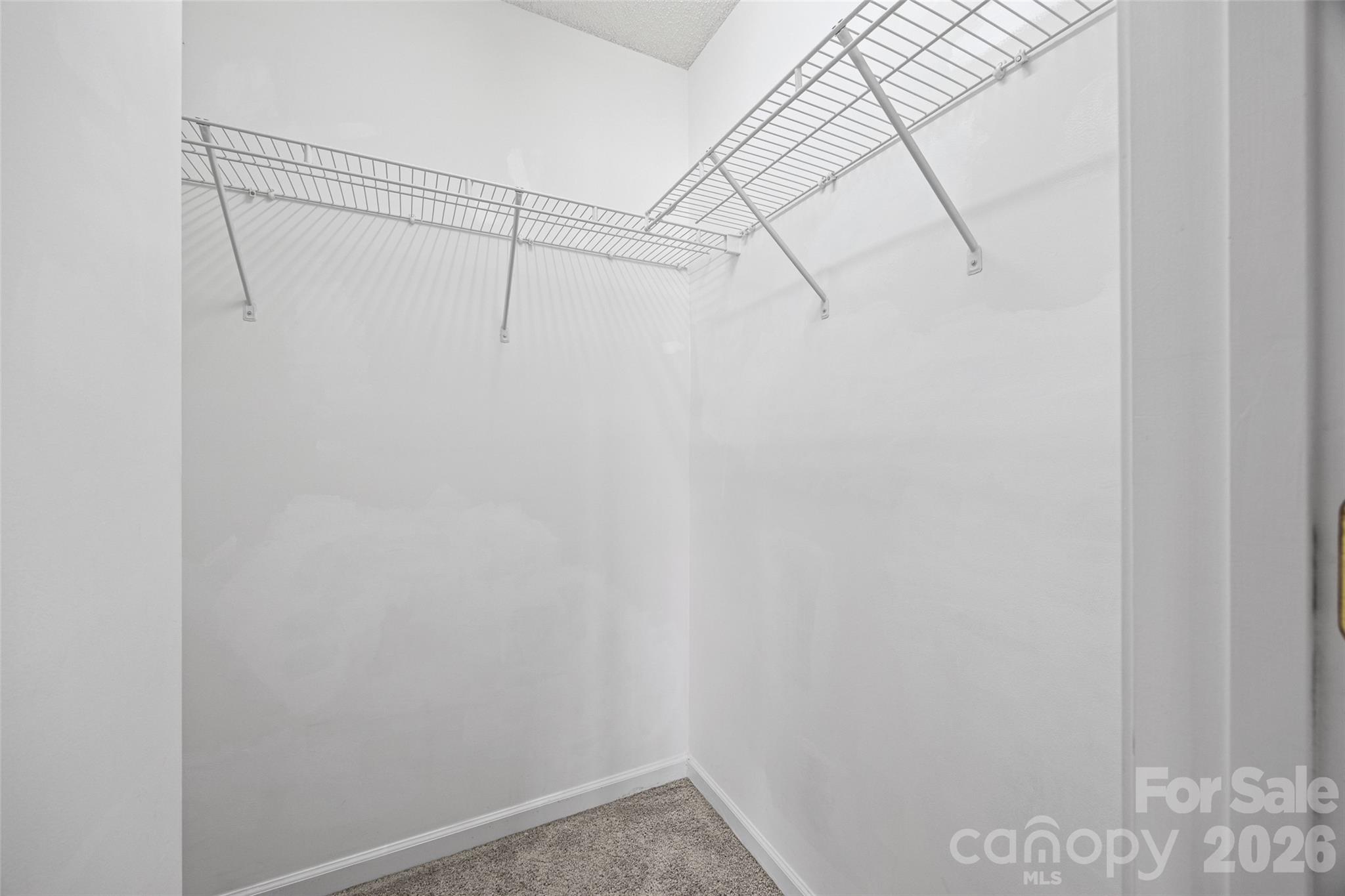 3240 Barons Court Road — Charlotte
