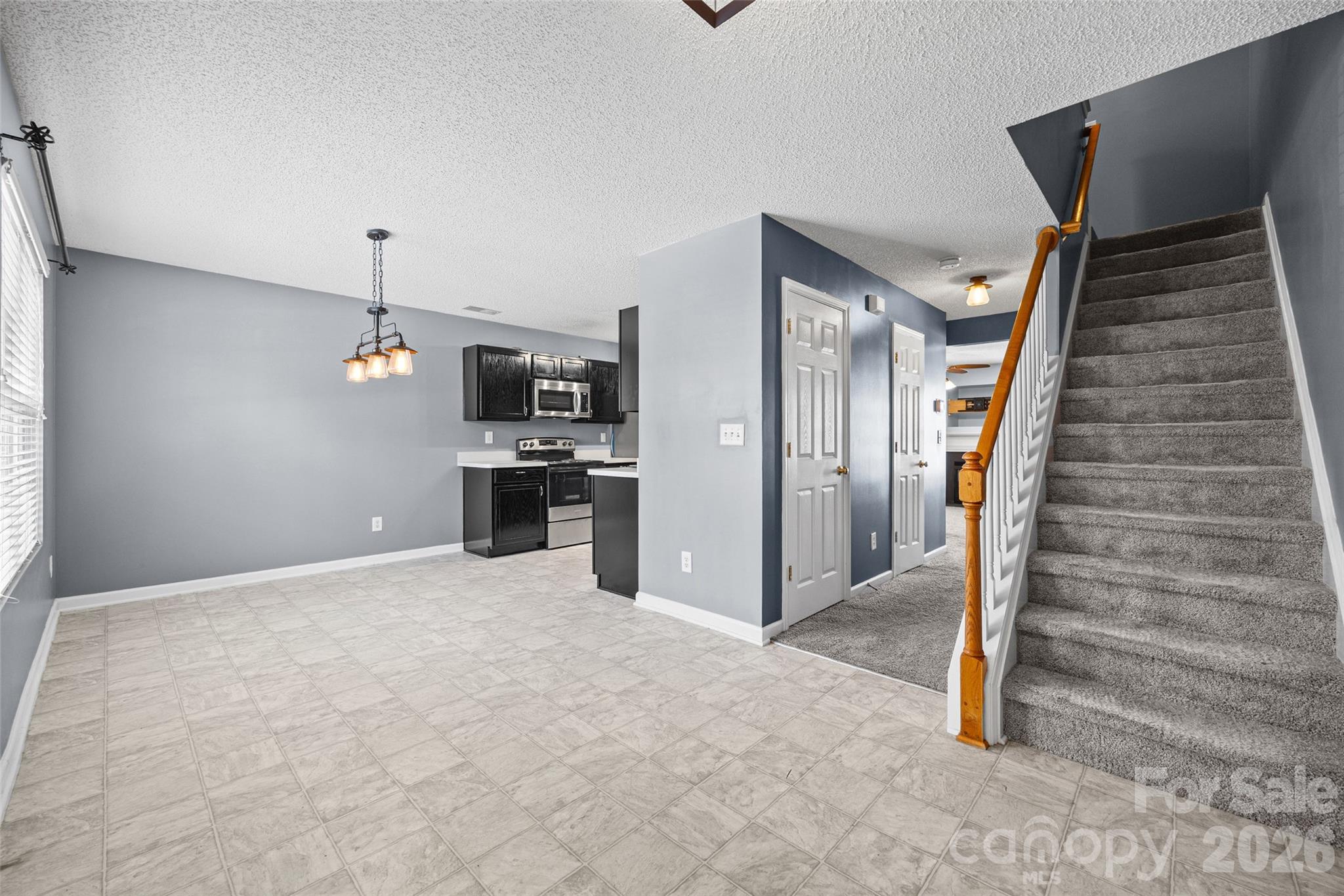 3240 Barons Court Road — Charlotte