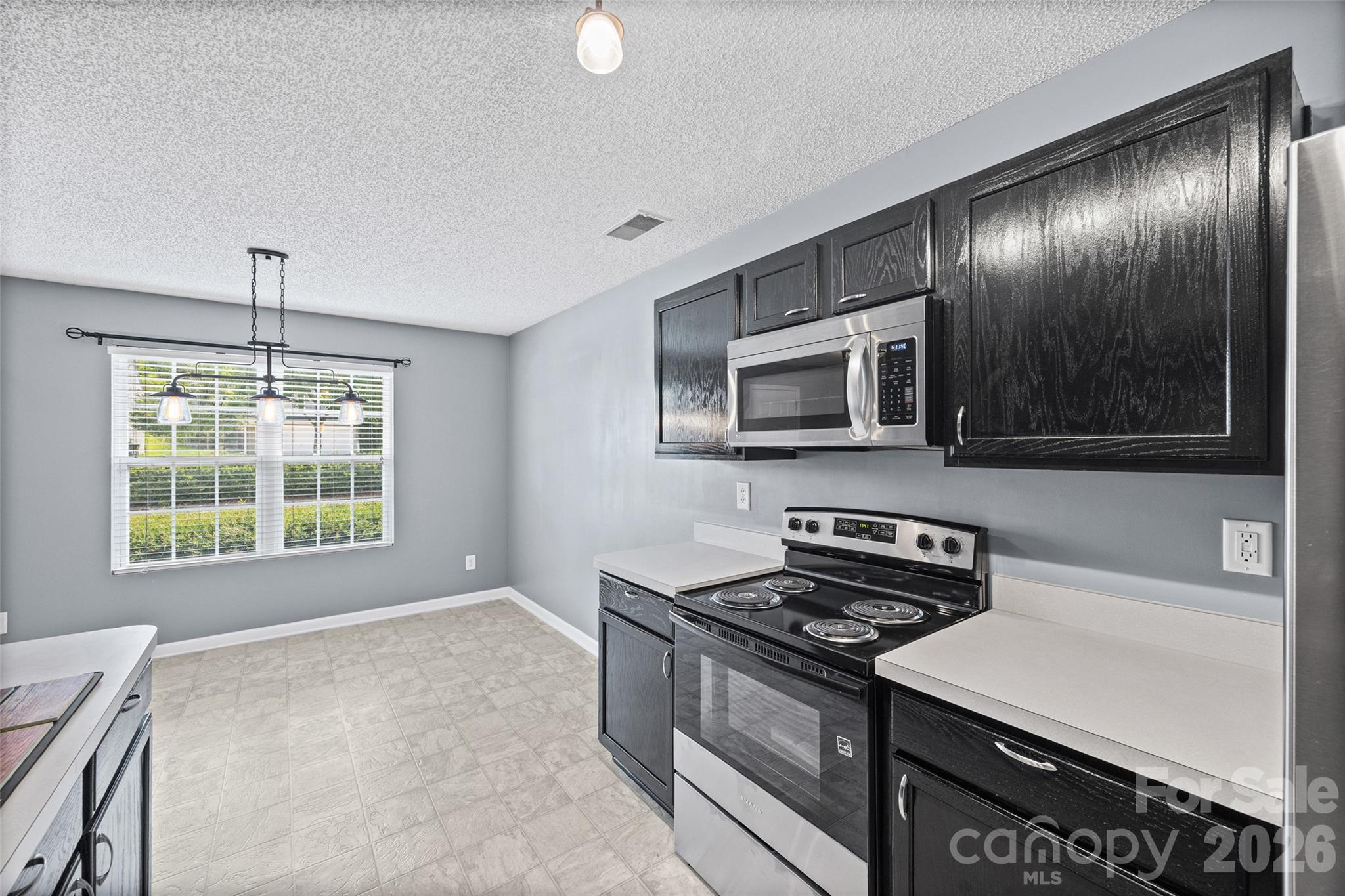 3240 Barons Court Road — Charlotte