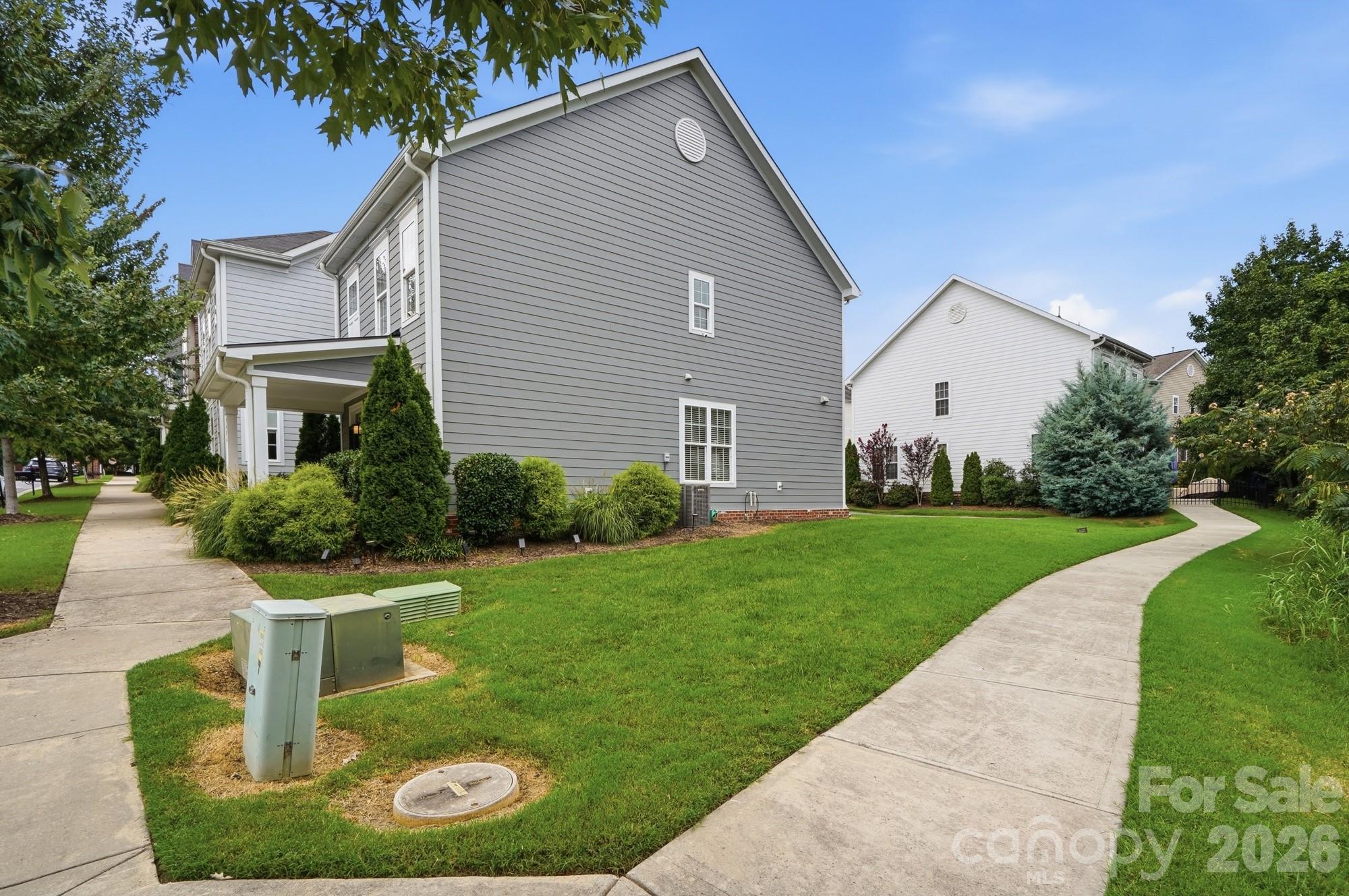 9406 Kings Parade Boulevard — Charlotte