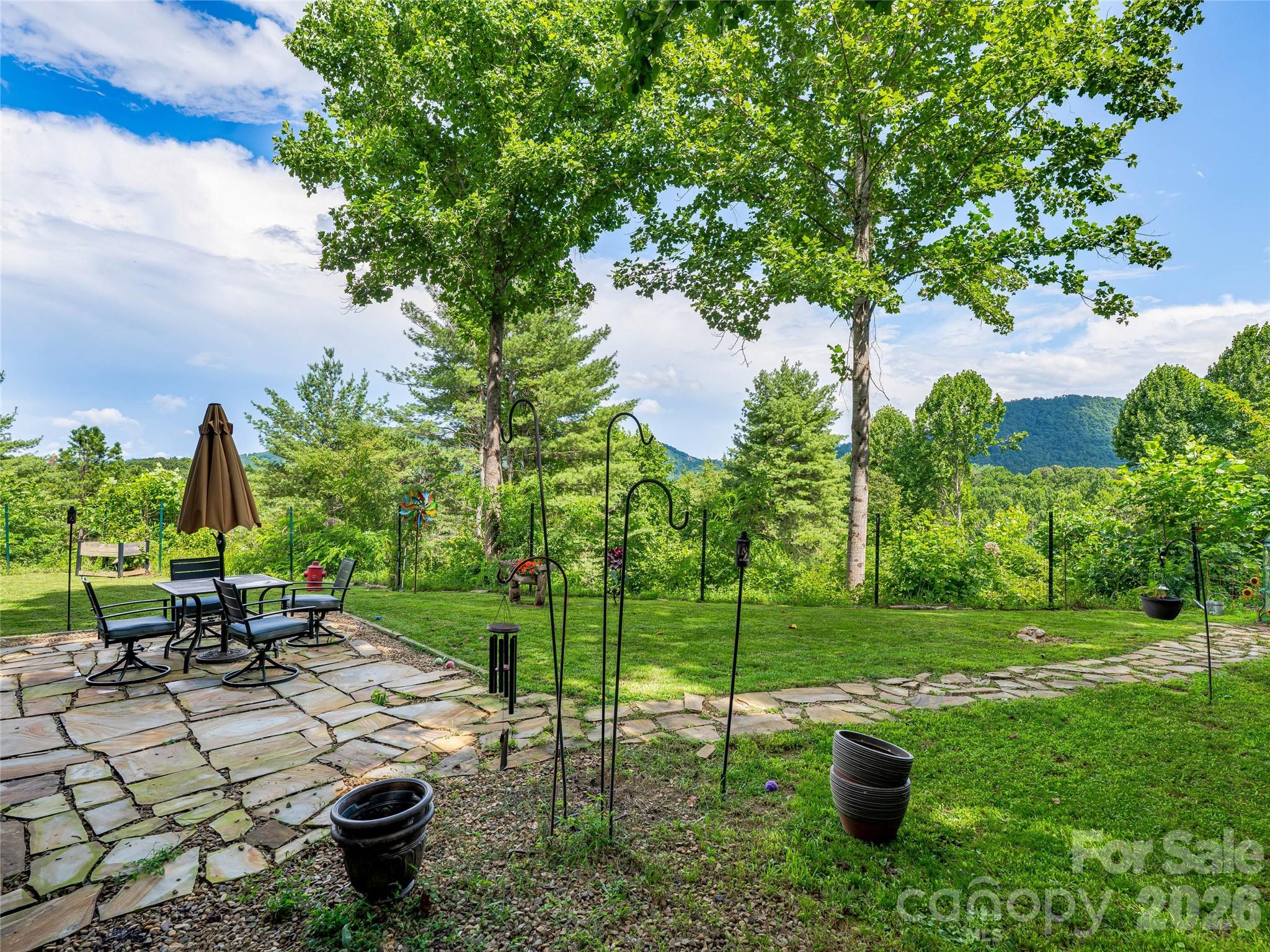 152 Worley Cove Road — Leicester