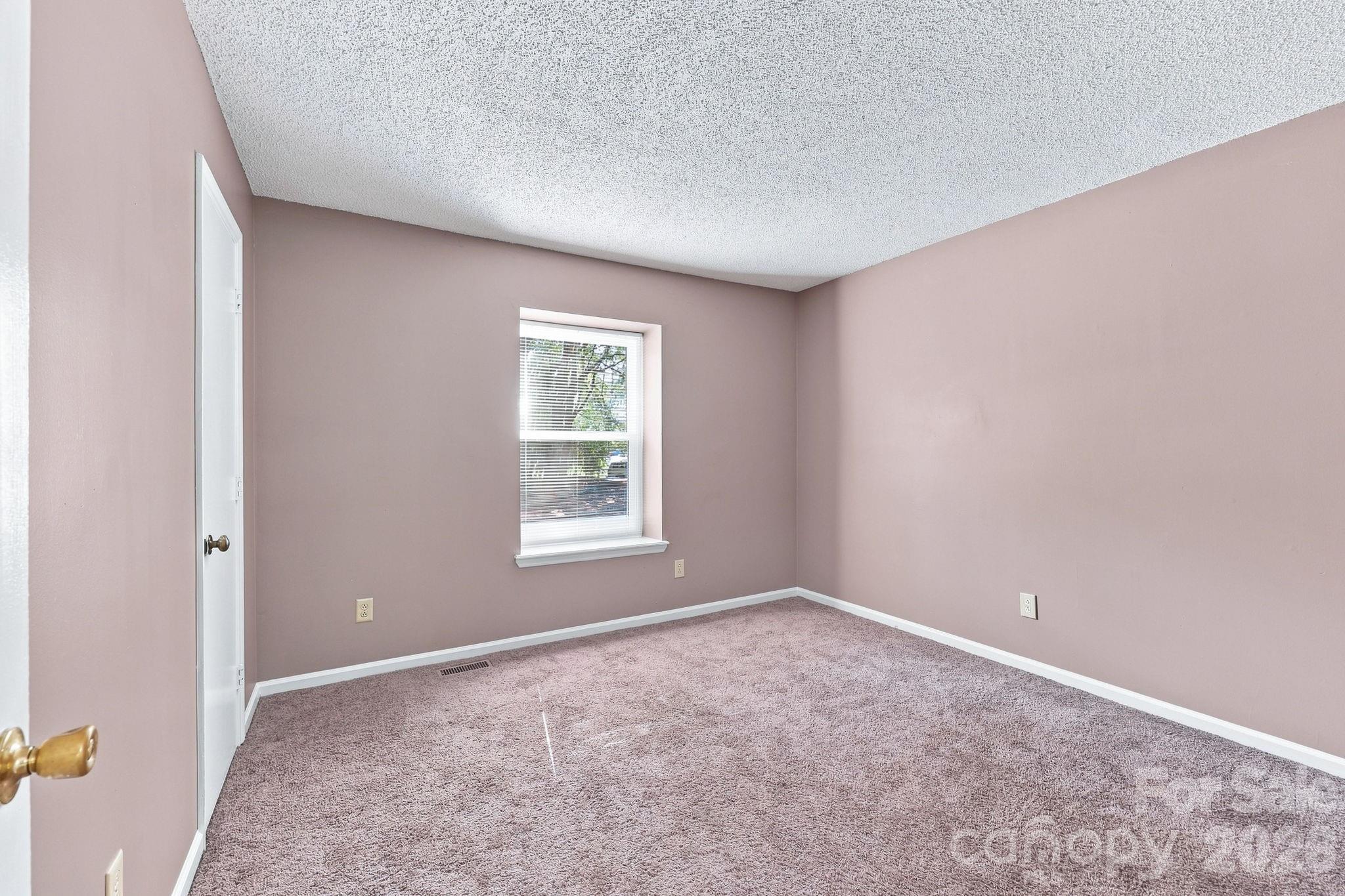 4033 Briarhill Drive — Charlotte