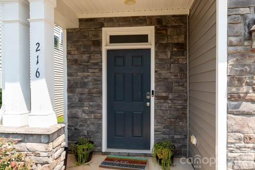 216 Crane Creek Way — Lexington