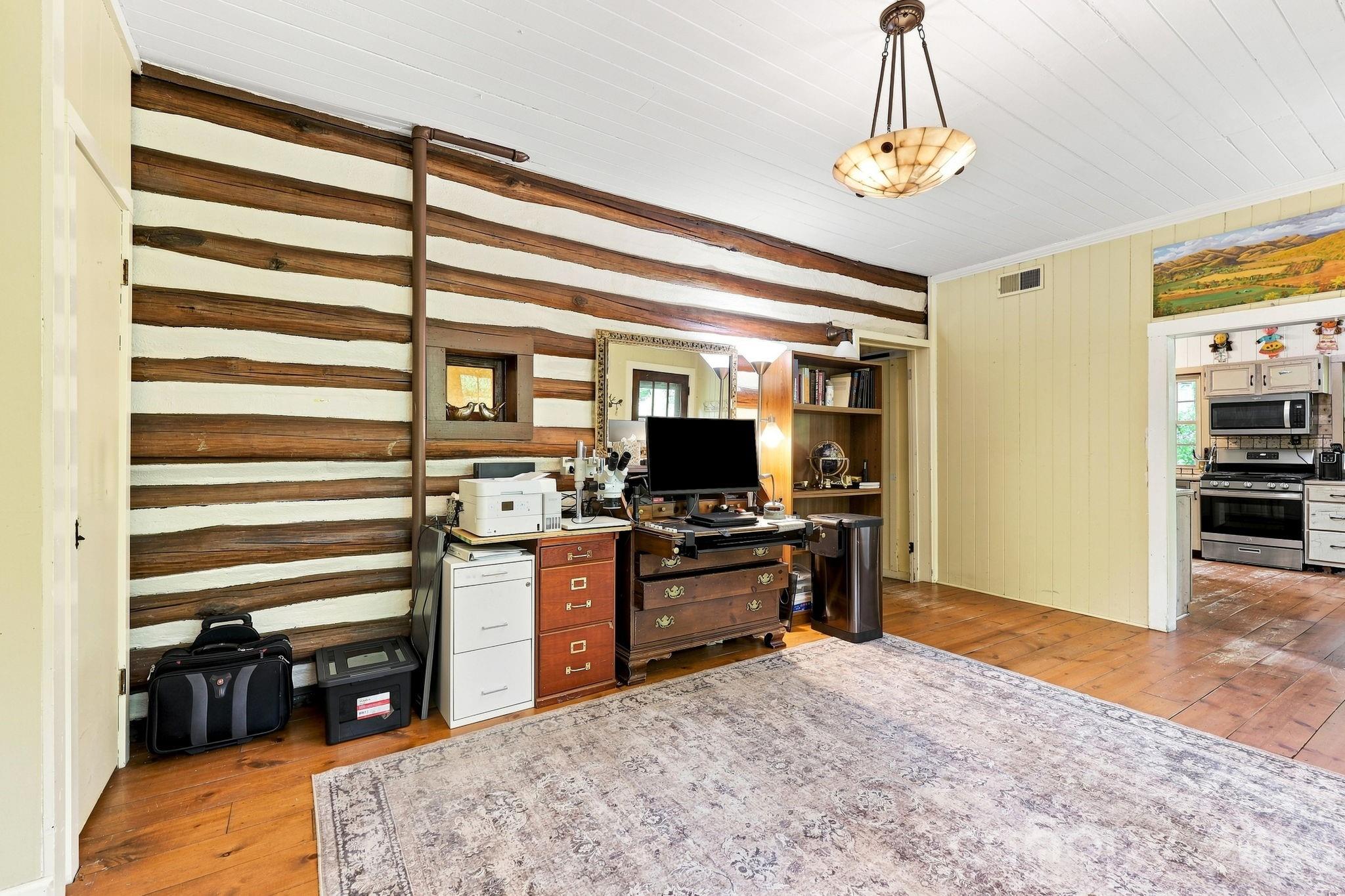 1925 Laurel Park Highway — Hendersonville