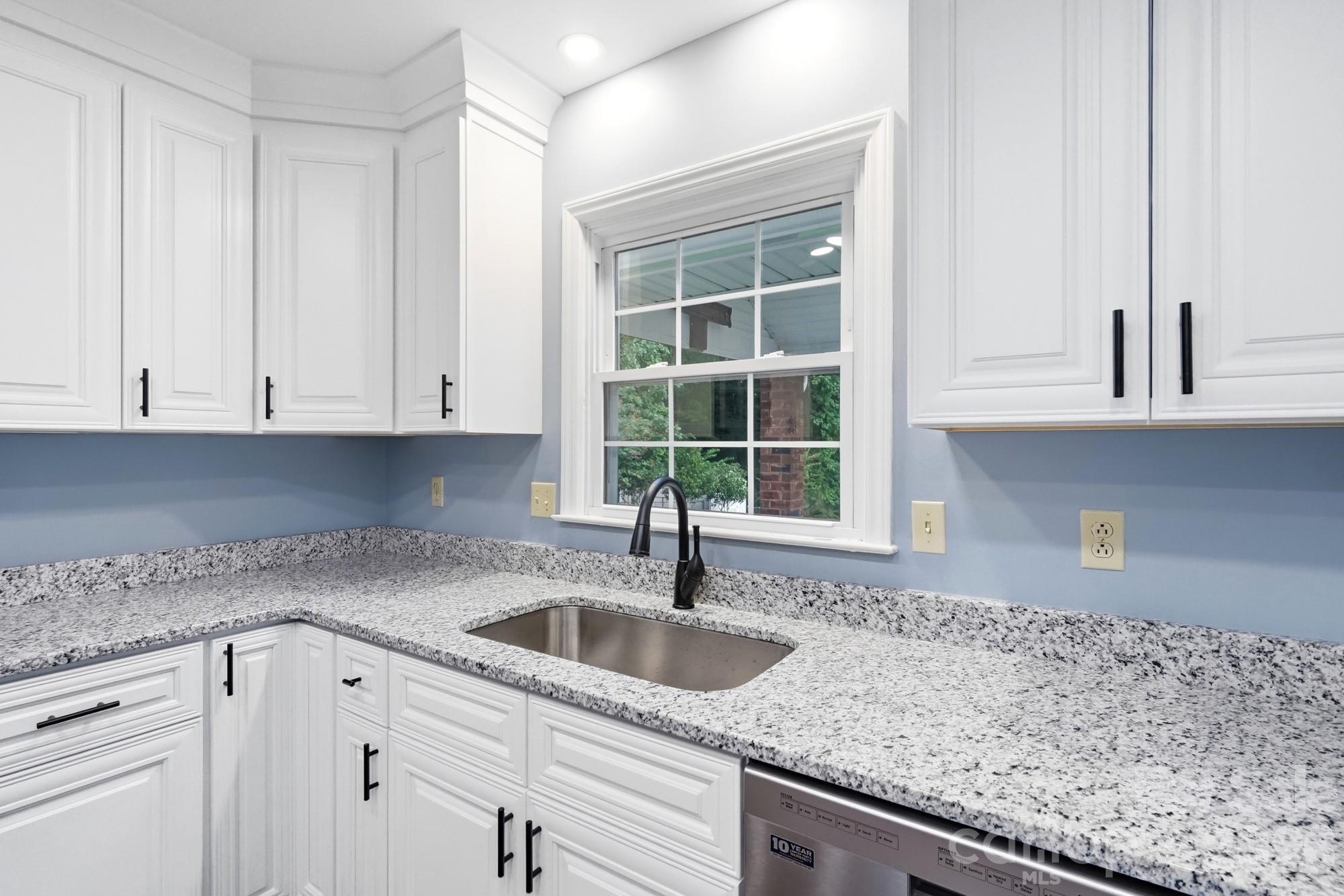 10211 Meadow Hollow Drive — Charlotte