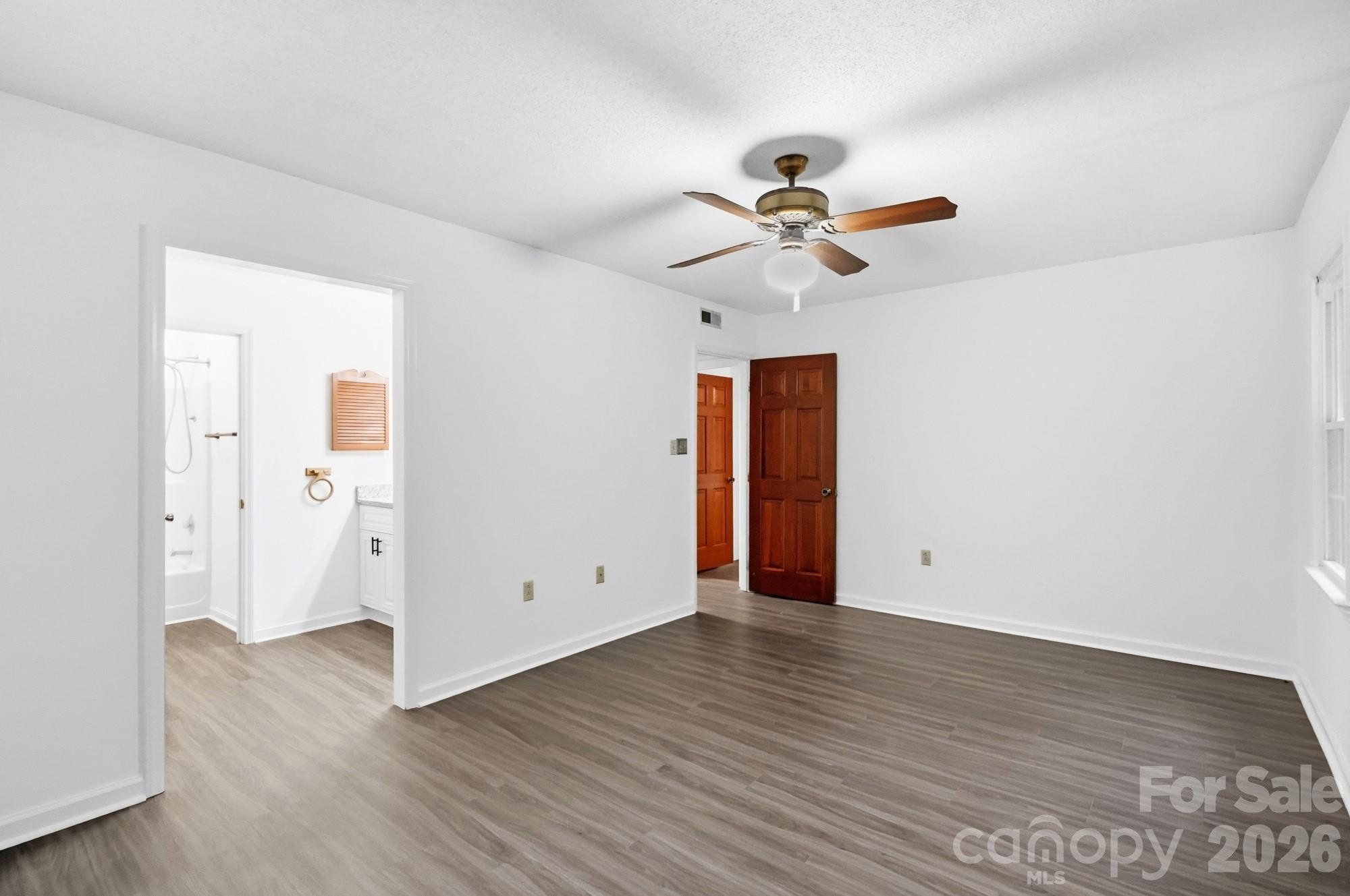10211 Meadow Hollow Drive — Charlotte