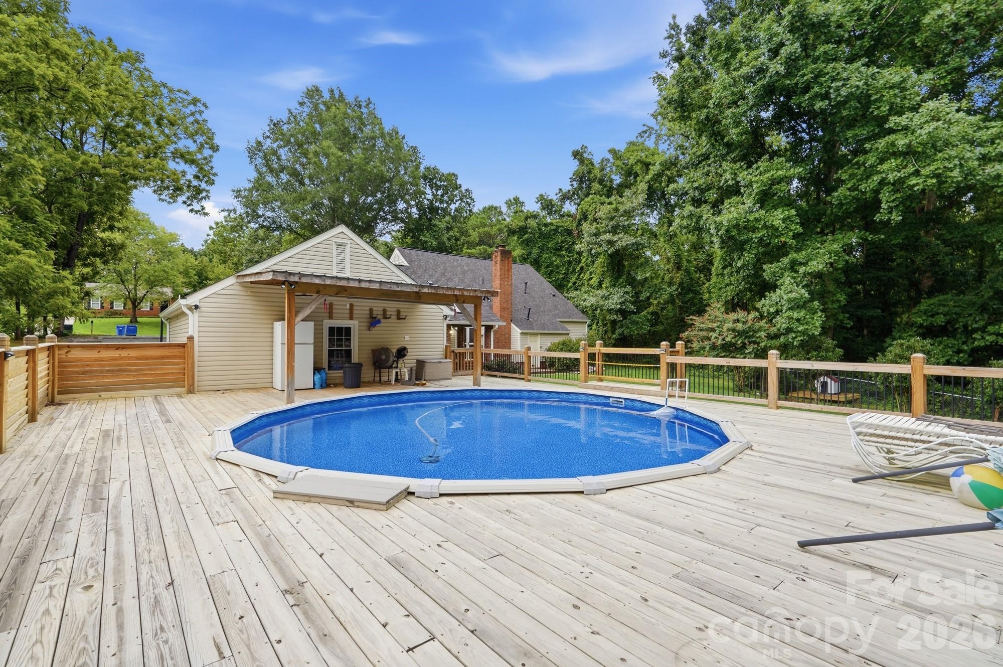 10211 Meadow Hollow Drive — Charlotte