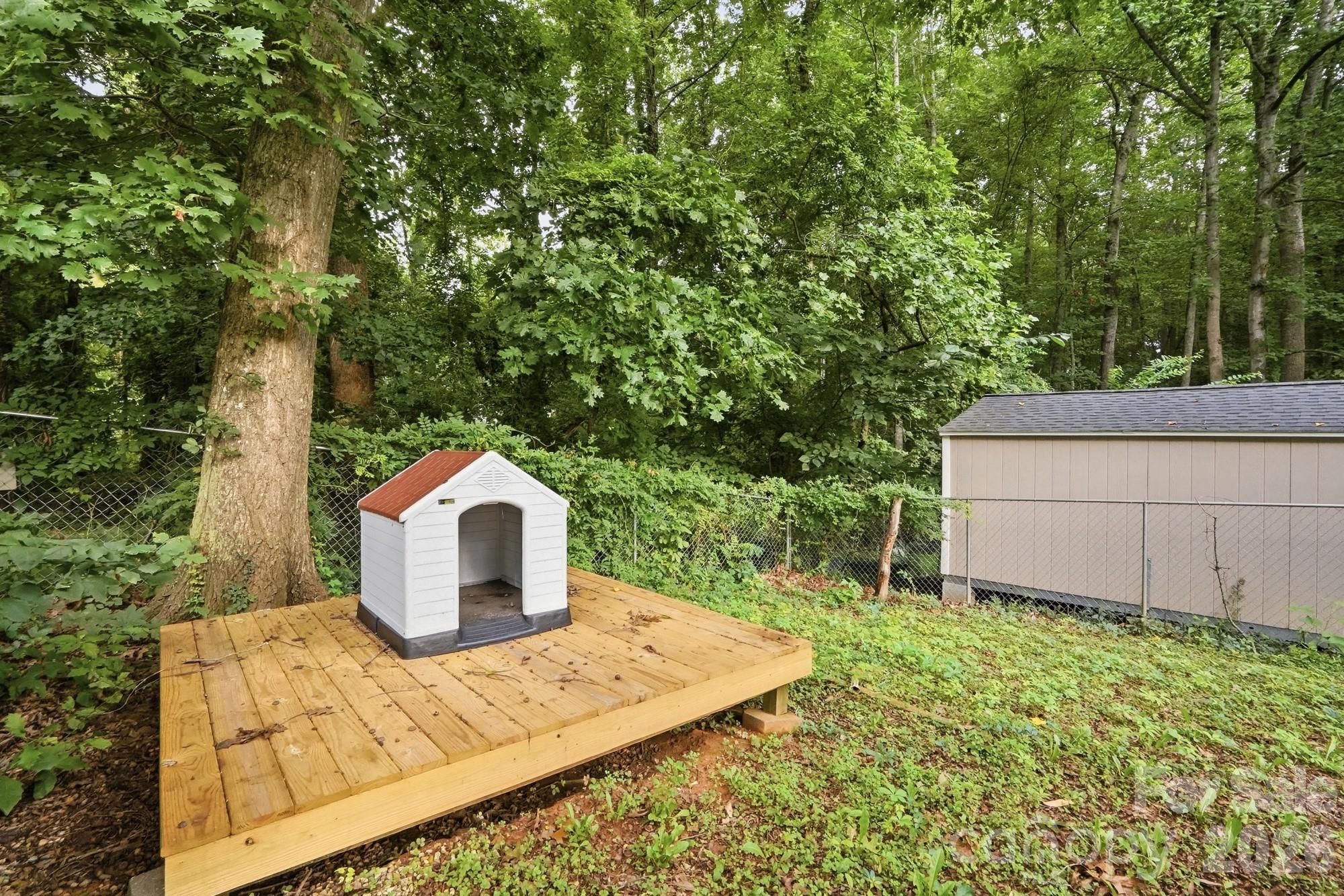 10211 Meadow Hollow Drive — Charlotte