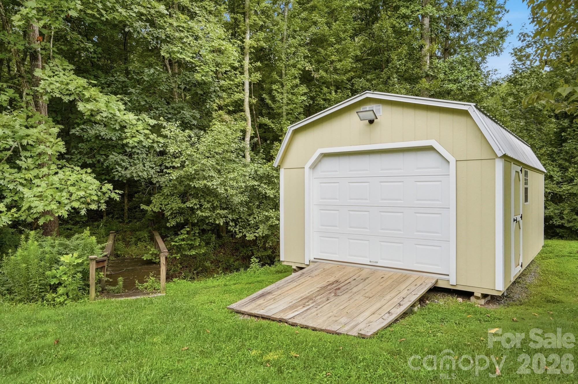 10211 Meadow Hollow Drive — Charlotte