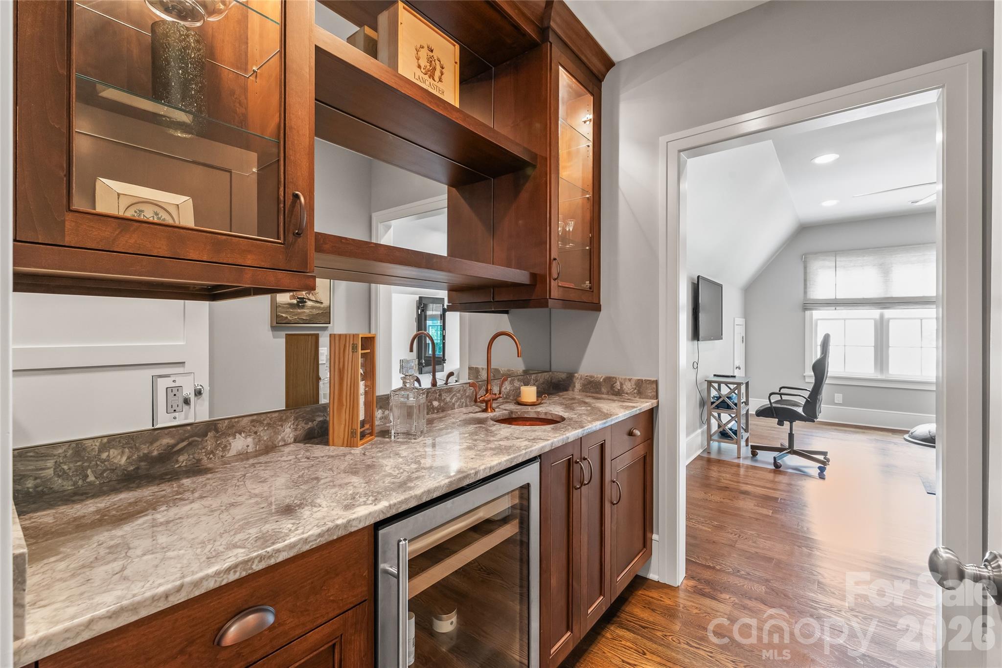 2800 Wintergreen Drive — Charlotte