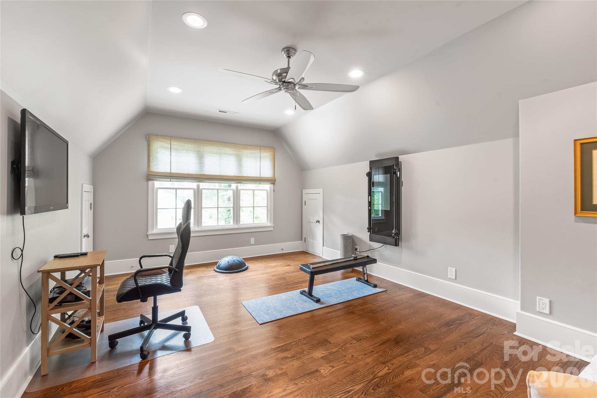 2800 Wintergreen Drive — Charlotte