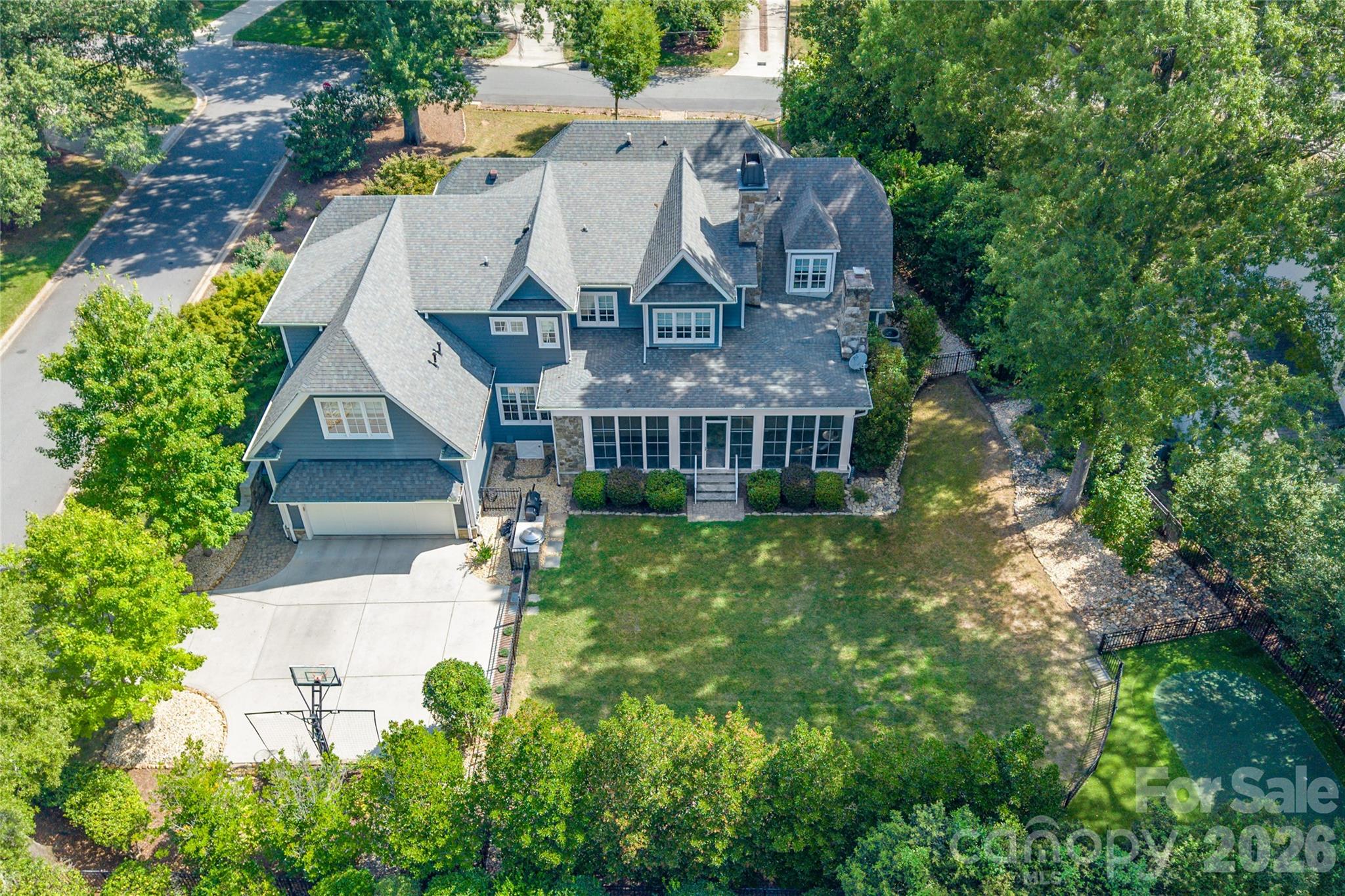 2800 Wintergreen Drive — Charlotte