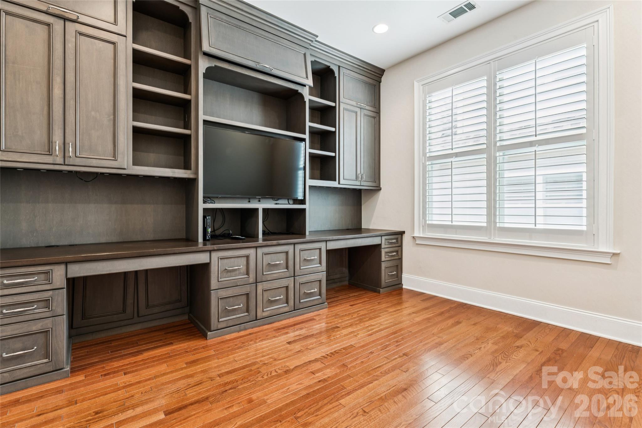 16826 Coves Edge Lane — Charlotte