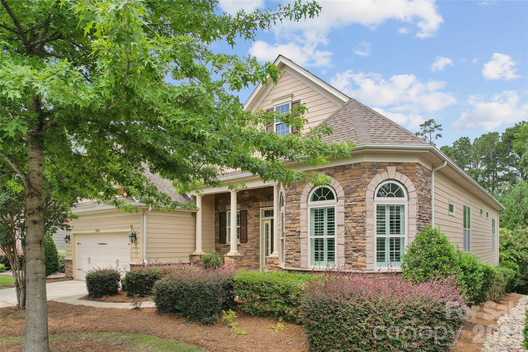 16826 Coves Edge Lane — Charlotte
