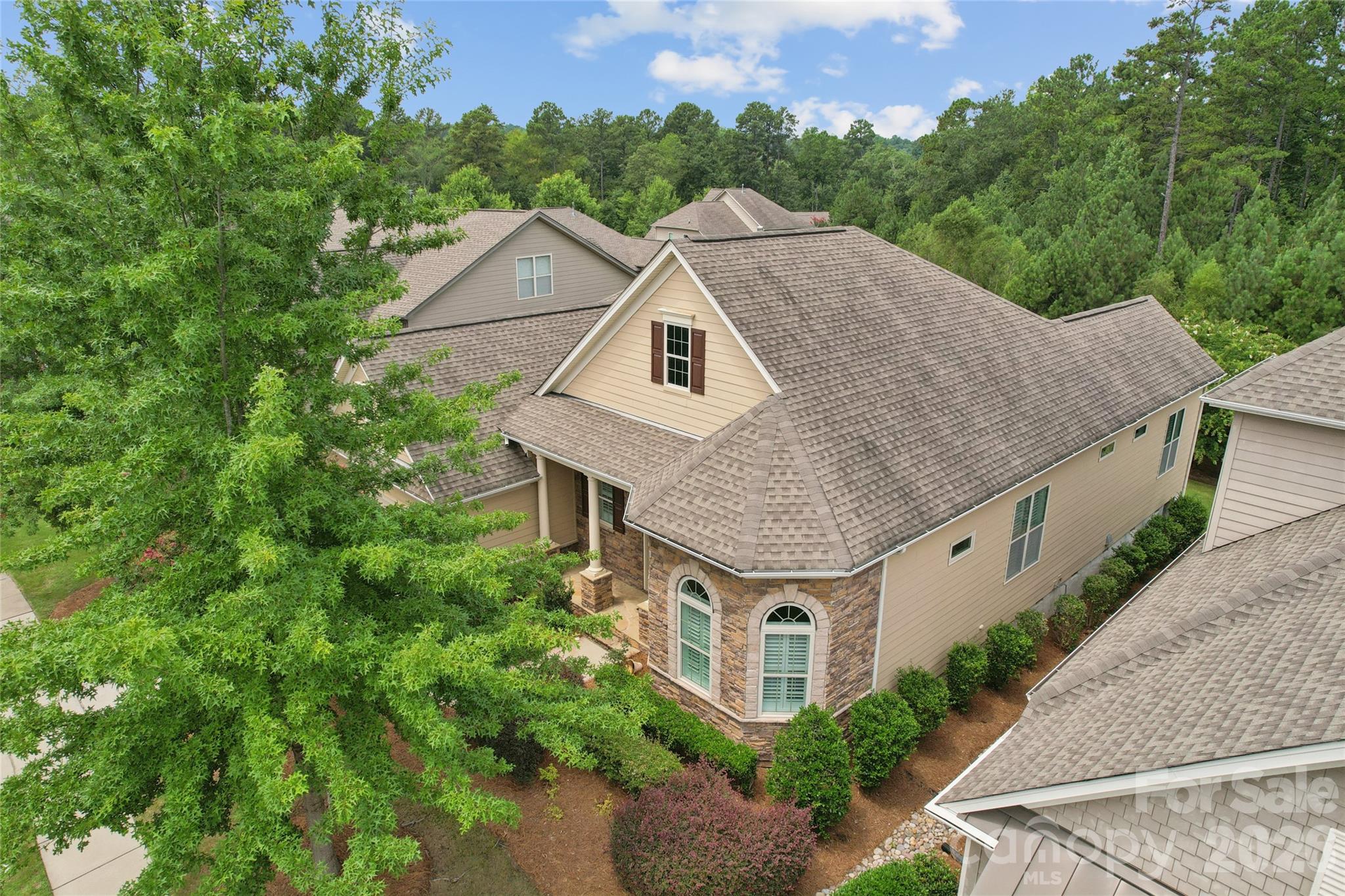 16826 Coves Edge Lane — Charlotte