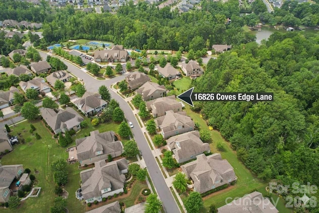 16826 Coves Edge Lane — Charlotte