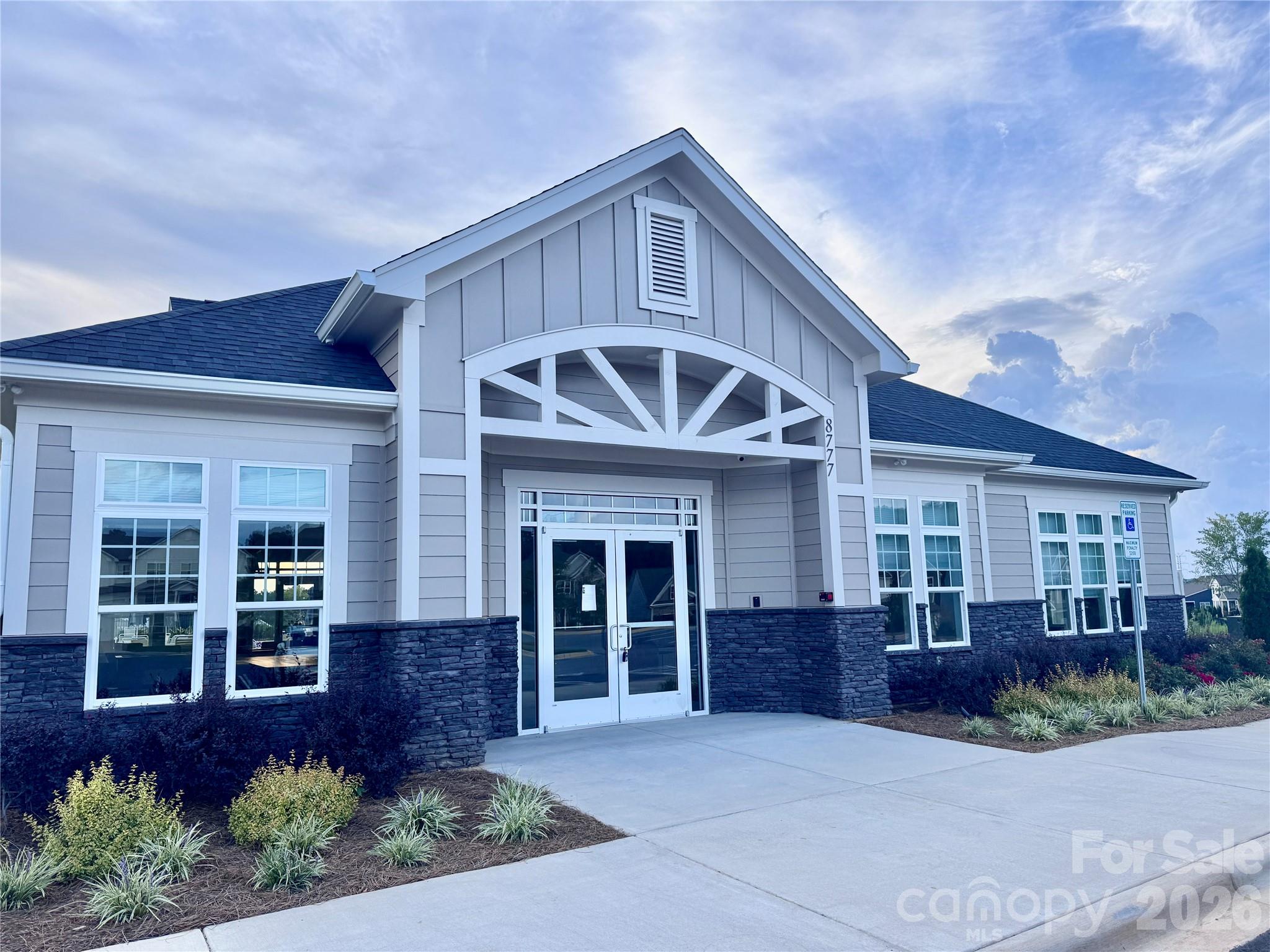 2062 Van Buren Road — Sherrills Ford