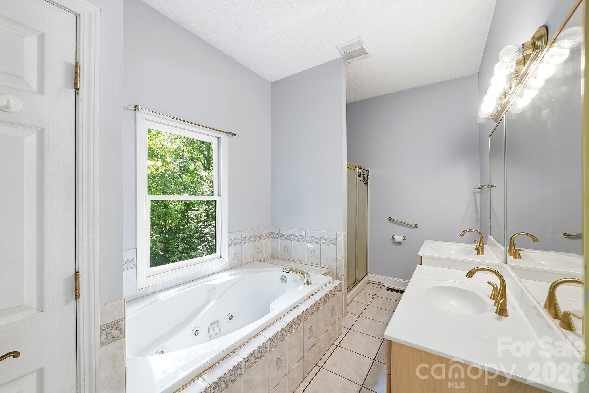 721 Canterbury Road — Kings Mountain