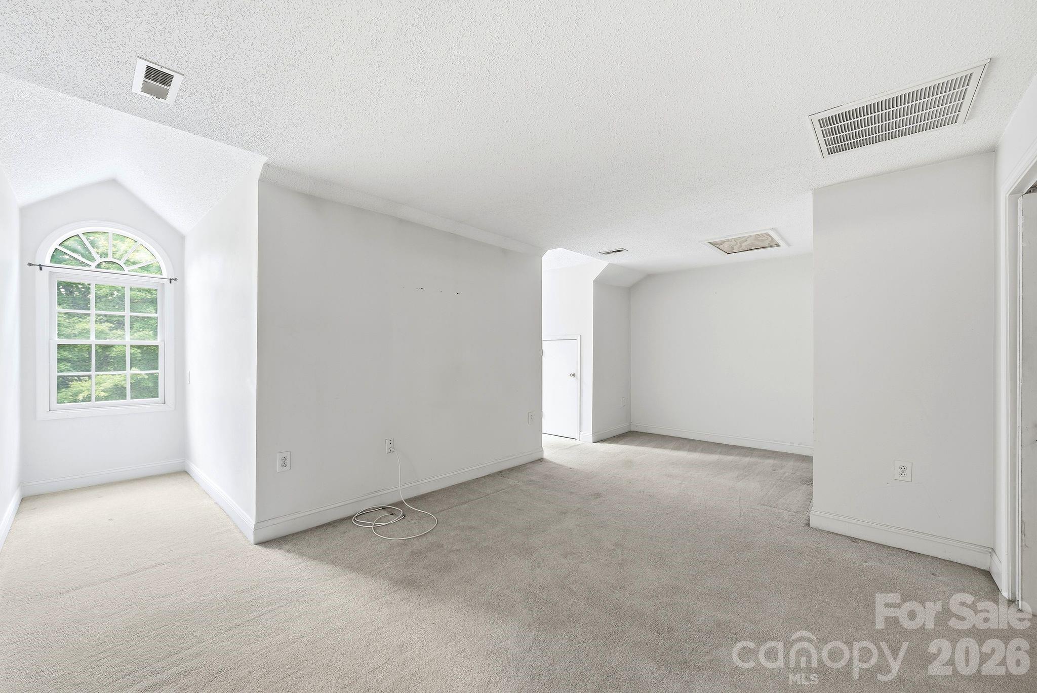 721 Canterbury Road — Kings Mountain